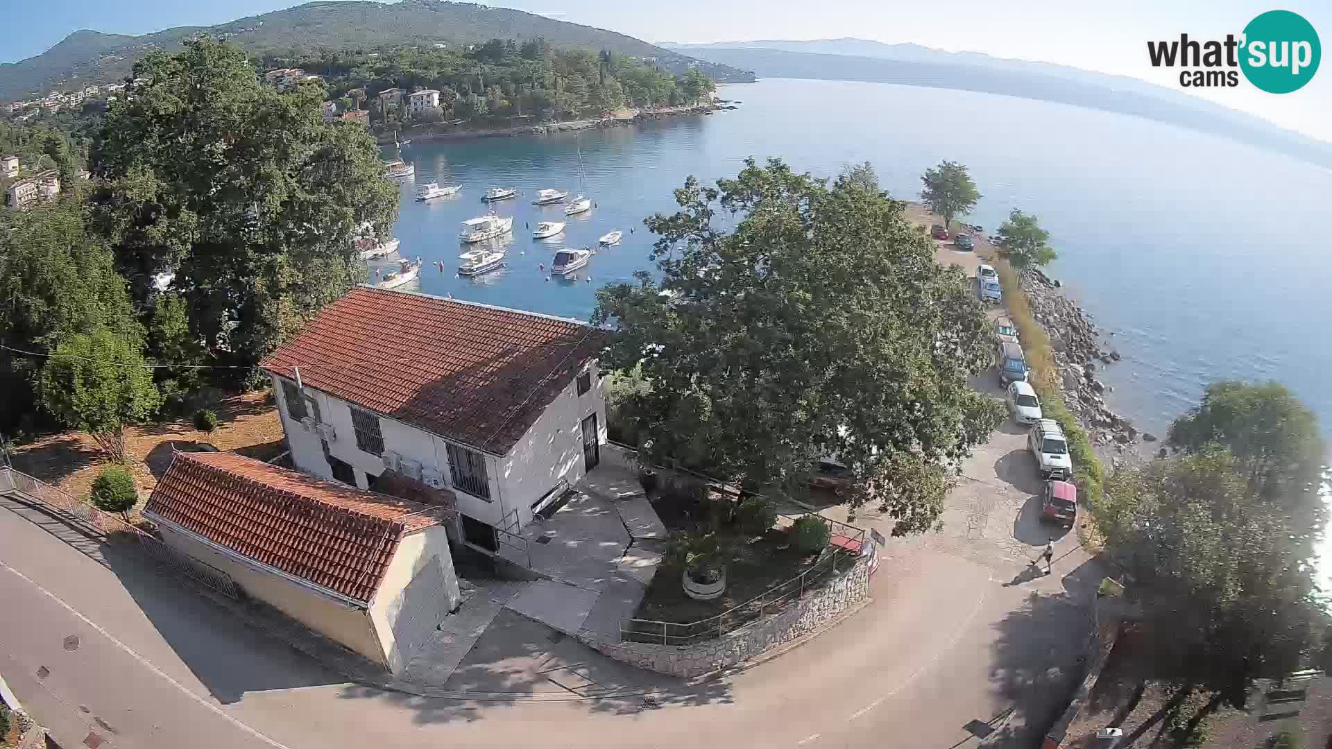 Ika Harbor Webcam – LIVE View of the Harbor and Opatija Lights