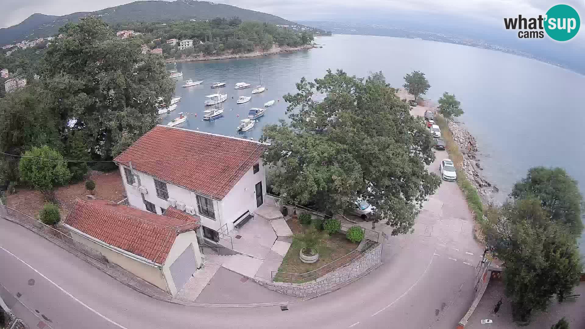 Ika Harbor Webcam – LIVE View of the Harbor and Opatija Lights