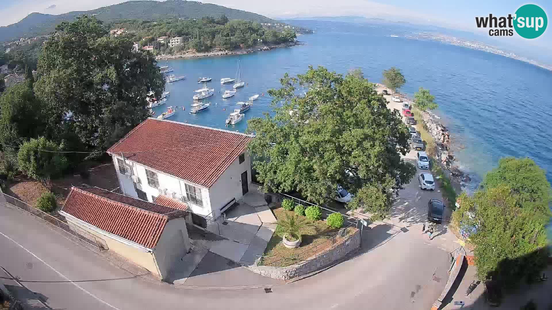 Ika Harbor Webcam – LIVE View of the Harbor and Opatija Lights