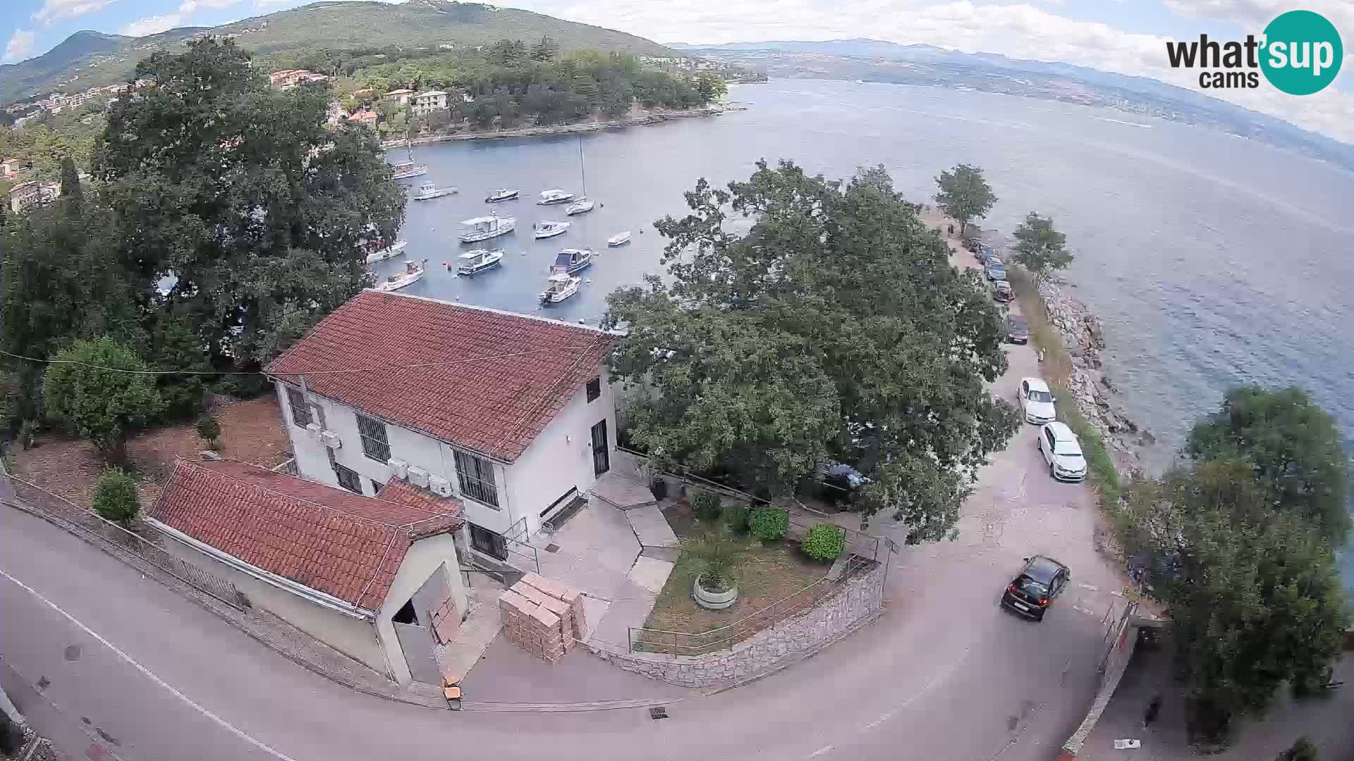 Ika Harbor Webcam – LIVE View of the Harbor and Opatija Lights