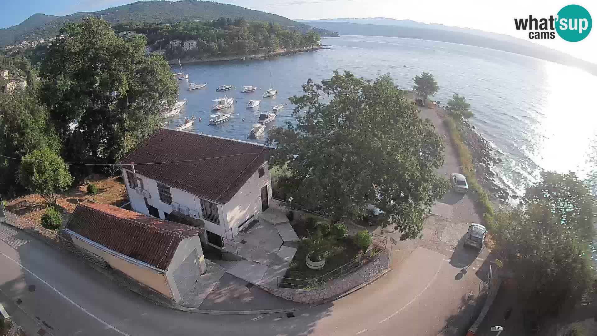 Ika Harbor Webcam – LIVE View of the Harbor and Opatija Lights
