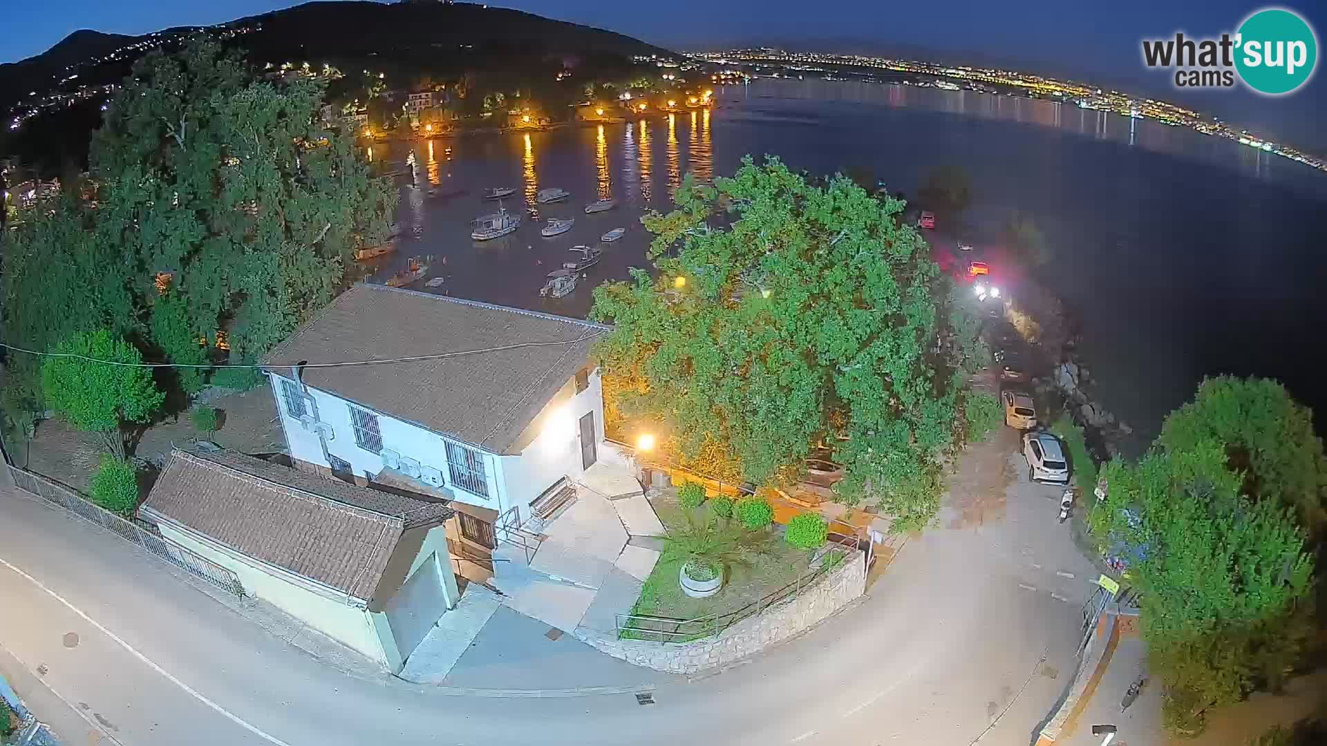 Ika Harbor Webcam – LIVE View of the Harbor and Opatija Lights