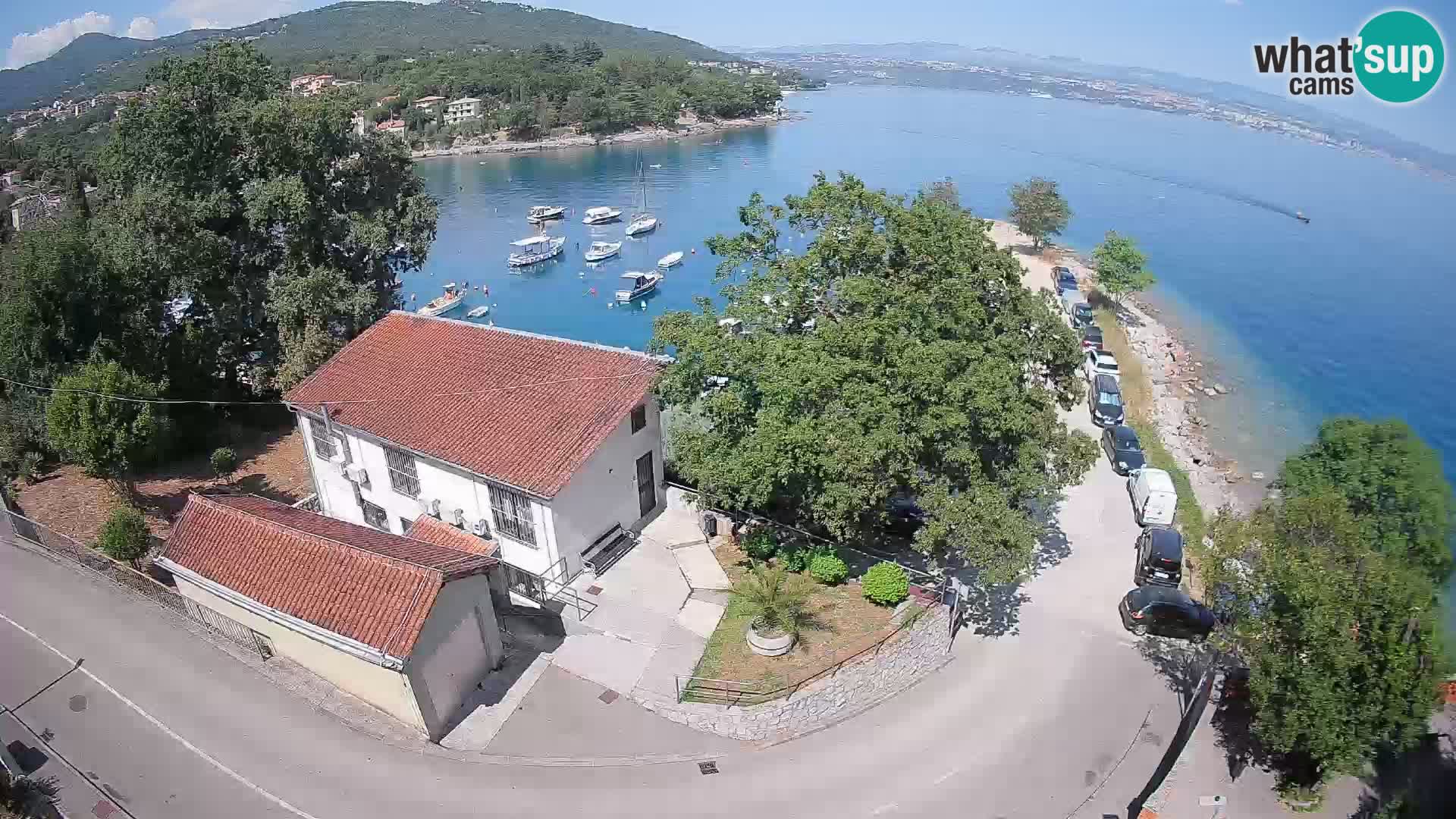 Ika Harbor Webcam – LIVE View of the Harbor and Opatija Lights