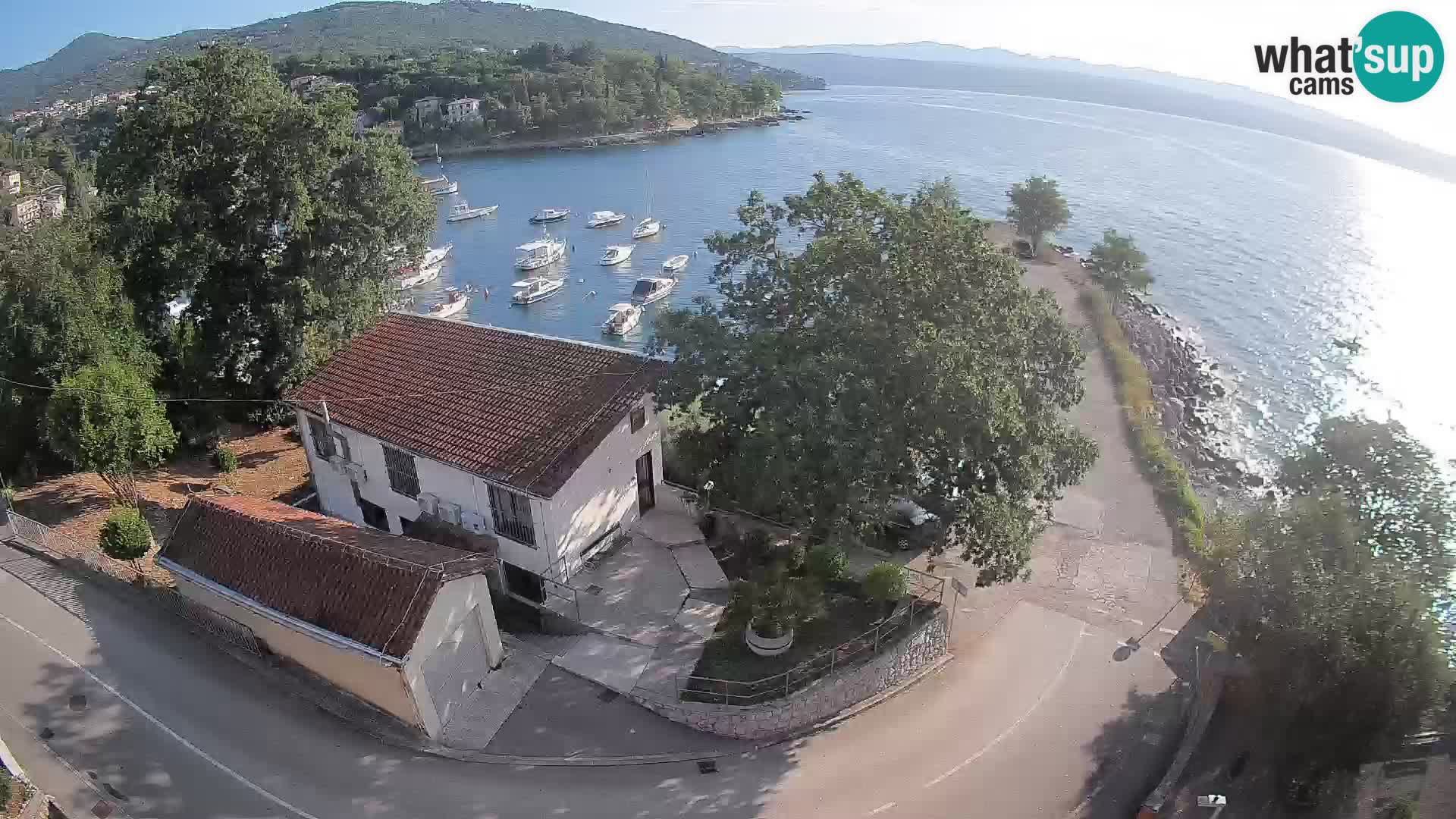 Ika Harbor Webcam – LIVE View of the Harbor and Opatija Lights