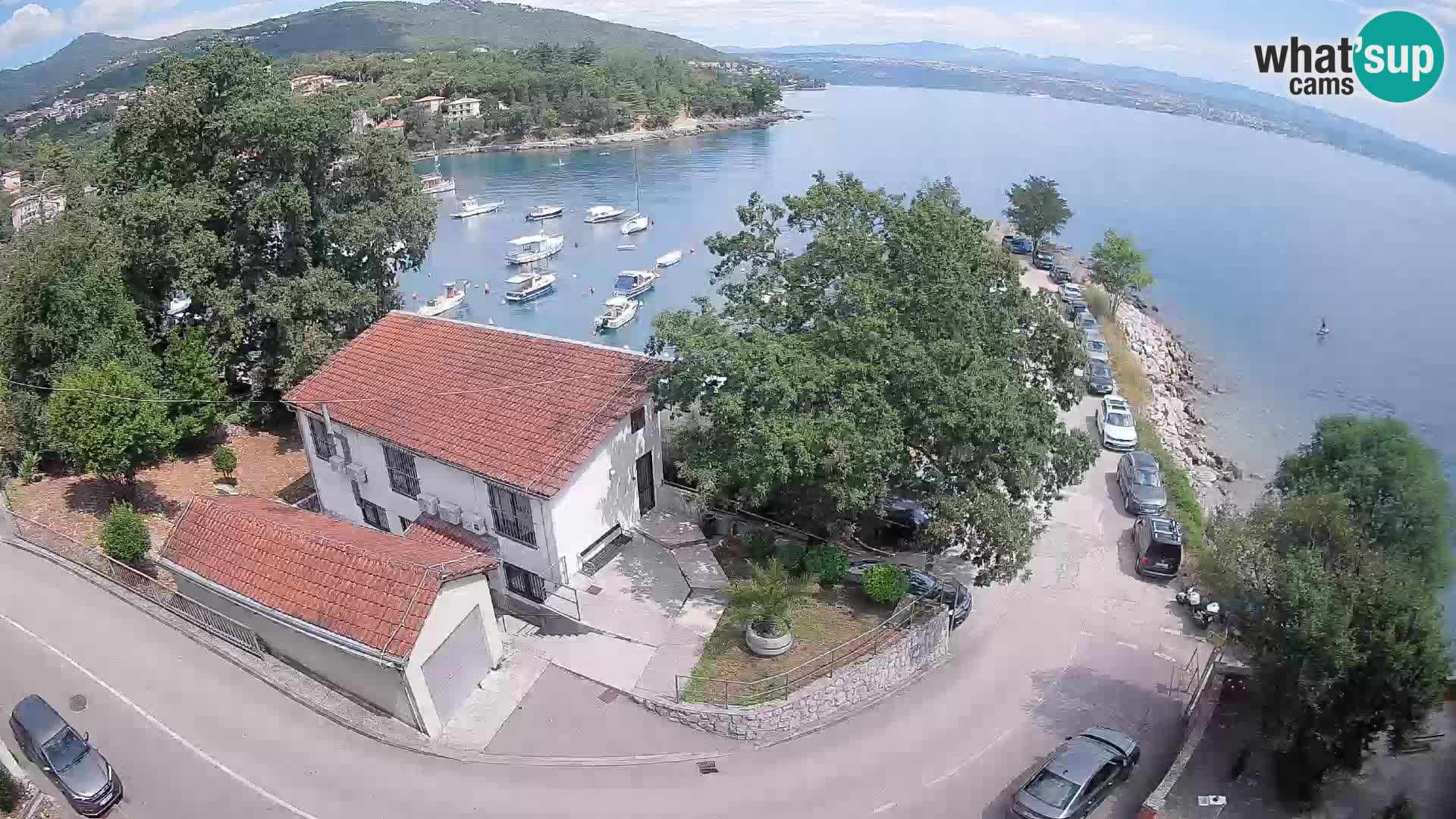 Ika Harbor Webcam – LIVE View of the Harbor and Opatija Lights