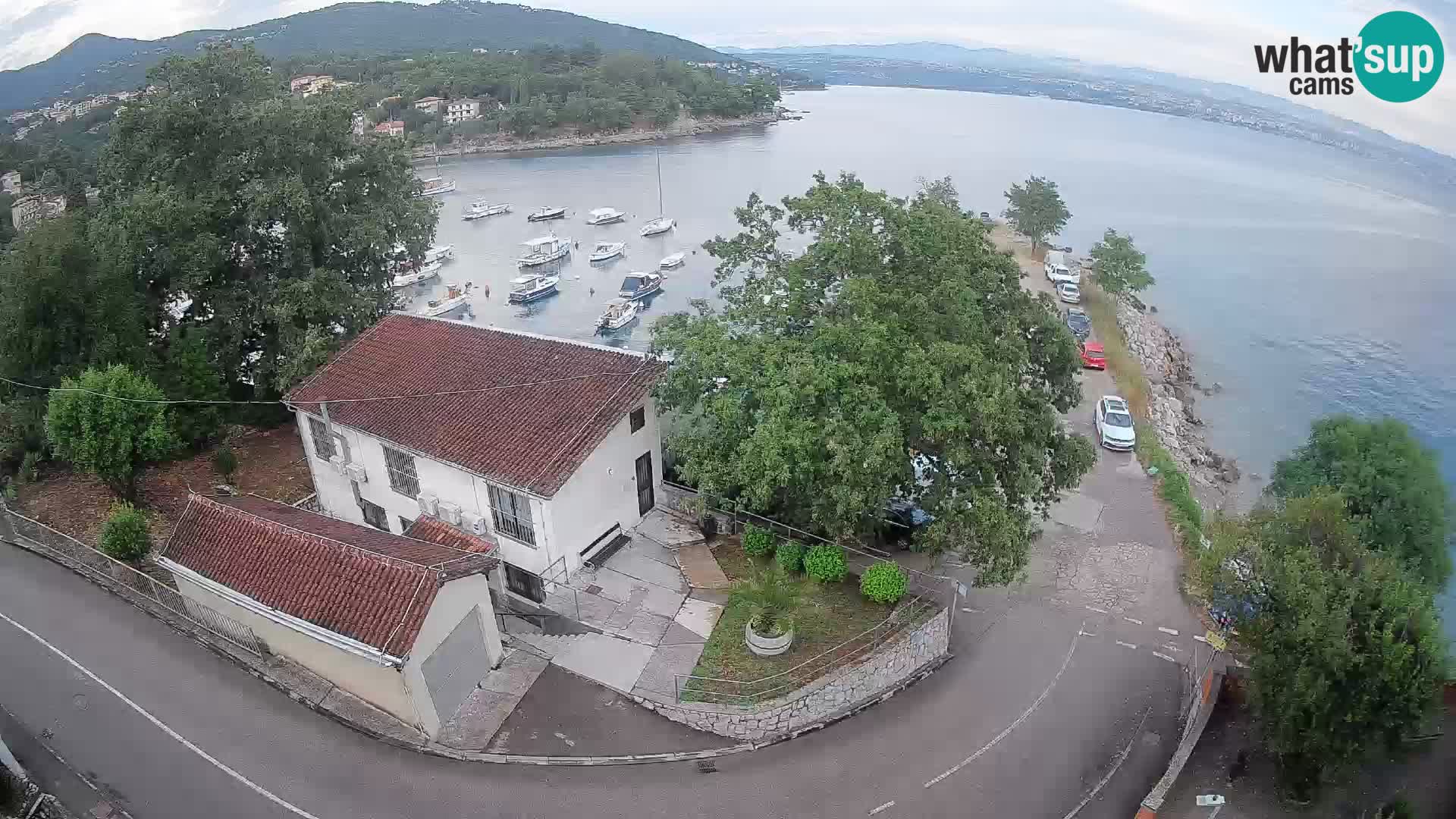 Ika Harbor Webcam – LIVE View of the Harbor and Opatija Lights
