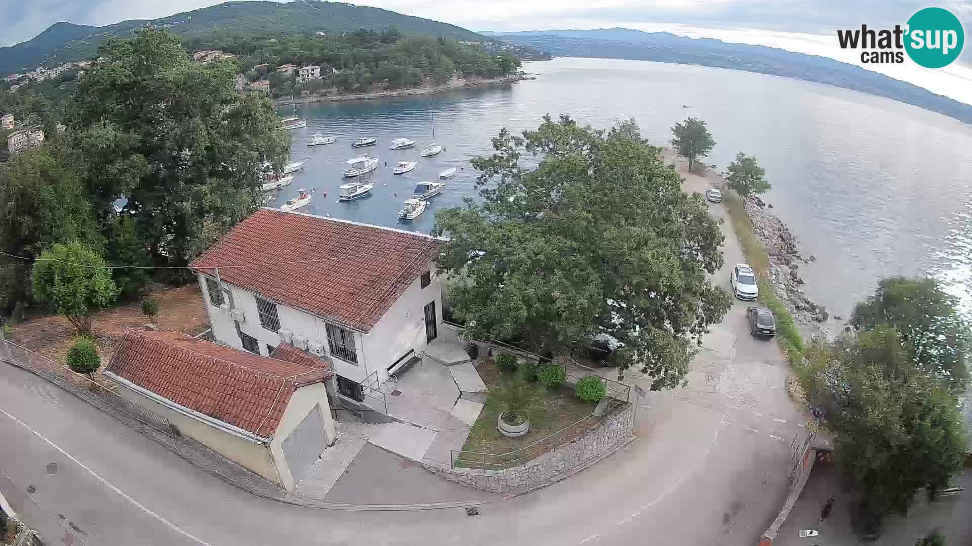 Ika Harbor Webcam – LIVE View of the Harbor and Opatija Lights