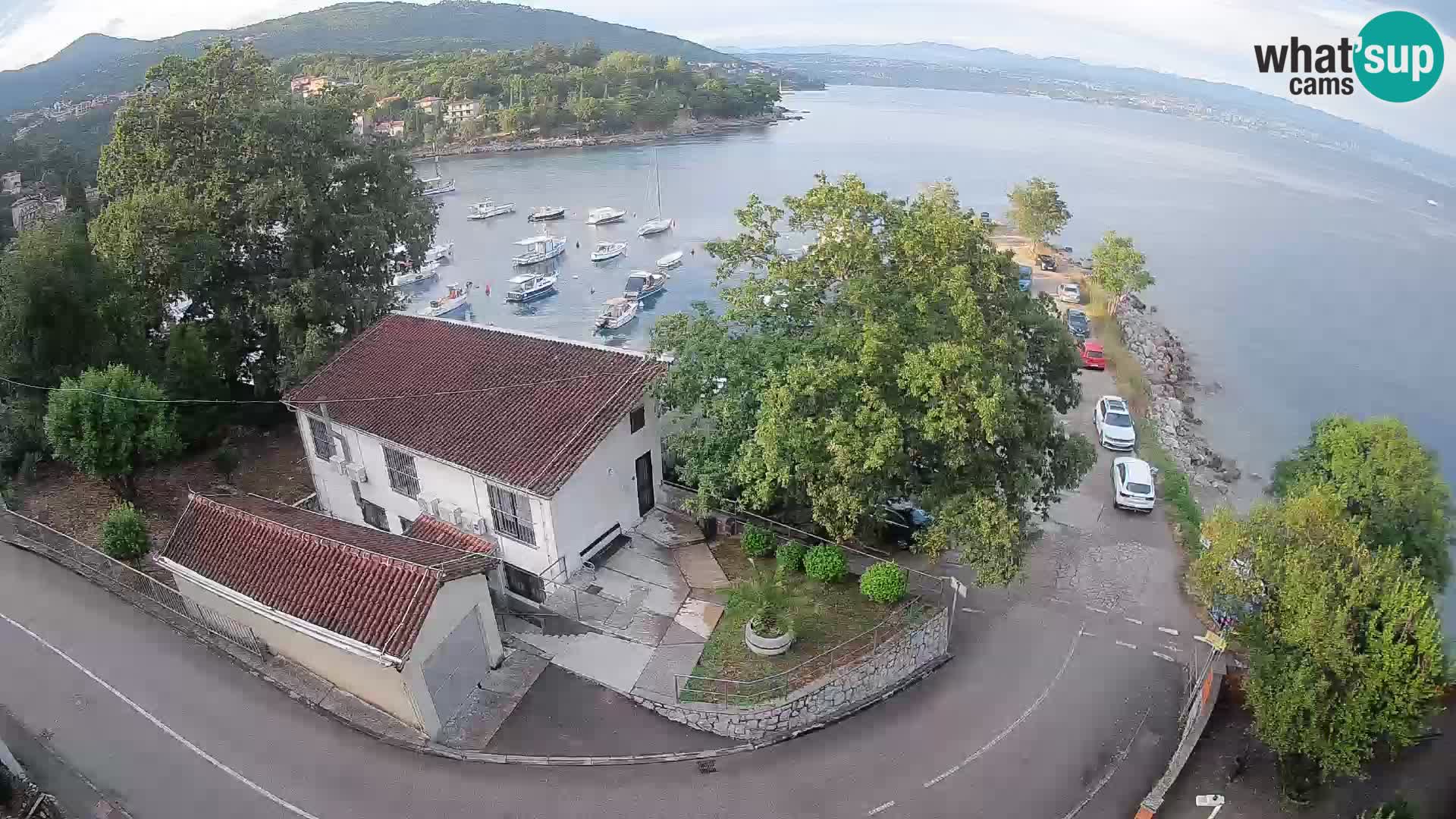 Ika Harbor Webcam – LIVE View of the Harbor and Opatija Lights