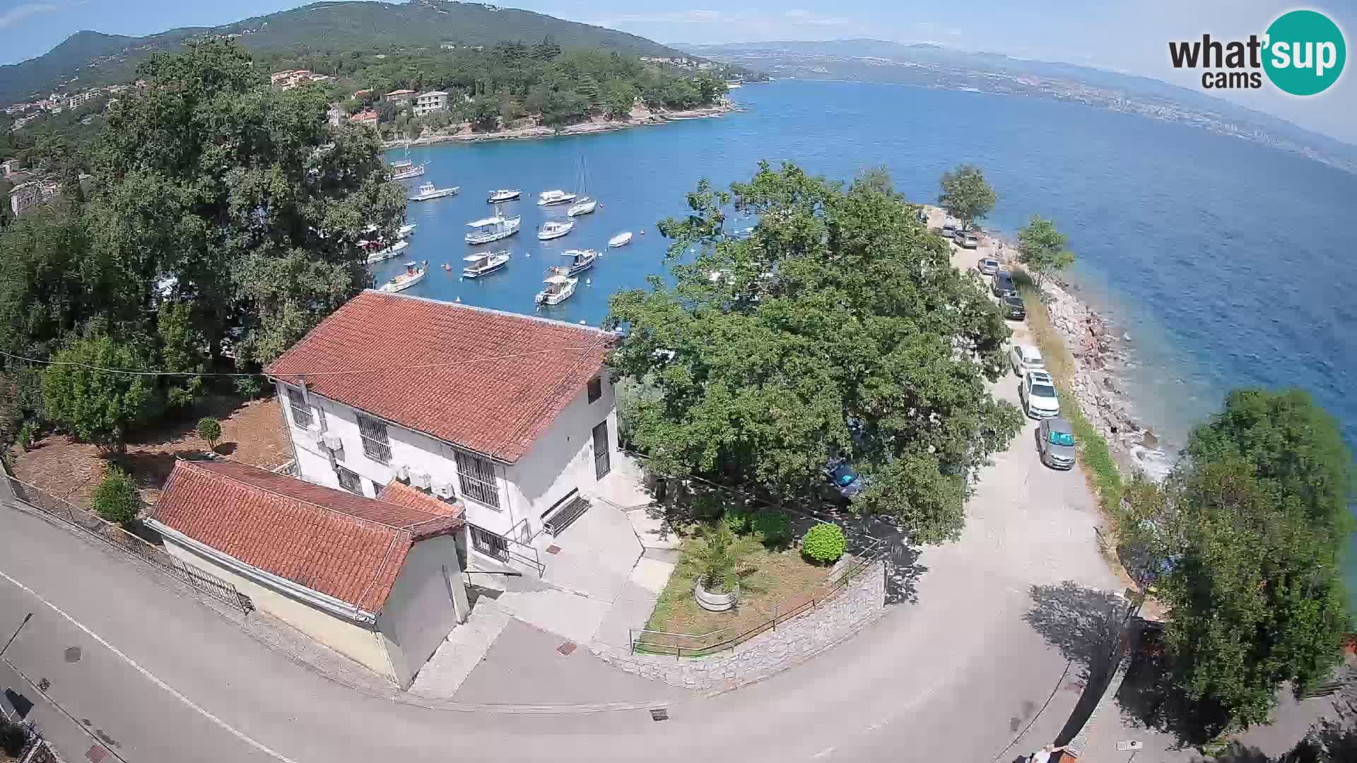 Ika Harbor Webcam – LIVE View of the Harbor and Opatija Lights