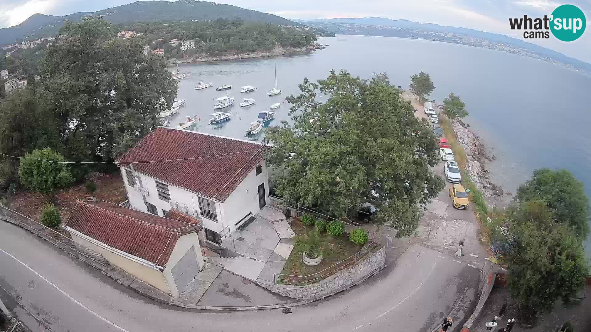 Ika Harbor Webcam – LIVE View of the Harbor and Opatija Lights