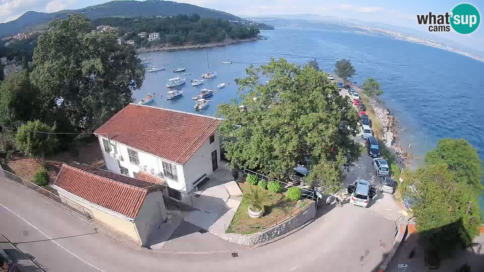 Ika Harbor Webcam – LIVE View of the Harbor and Opatija Lights