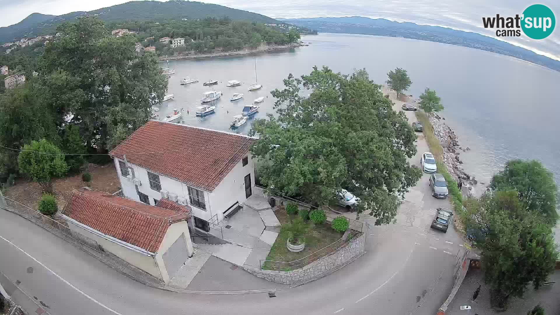 Ika Harbor Webcam – LIVE View of the Harbor and Opatija Lights