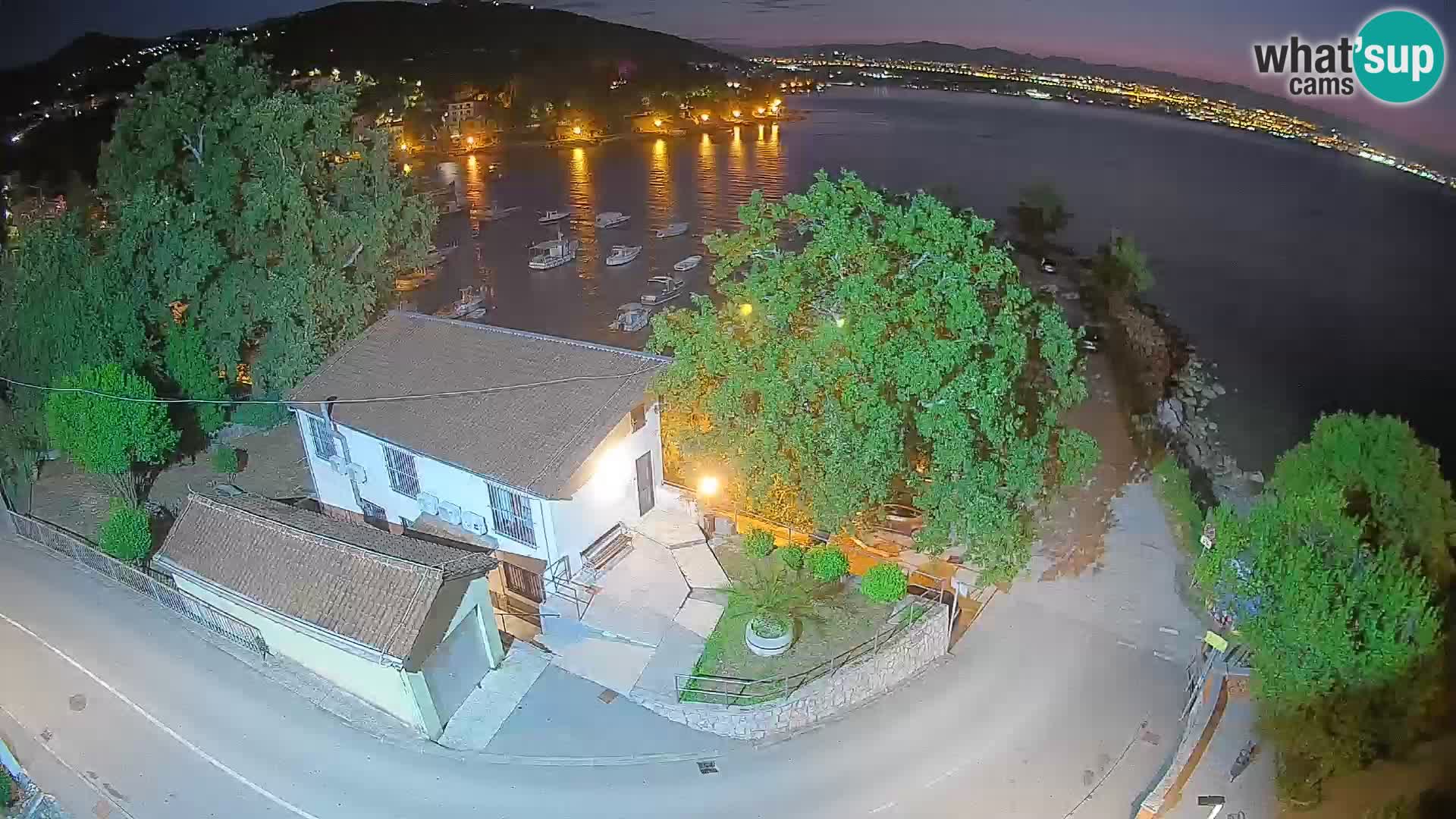 Webcam puerto de Ika – Vista en directo y luces de Opatija