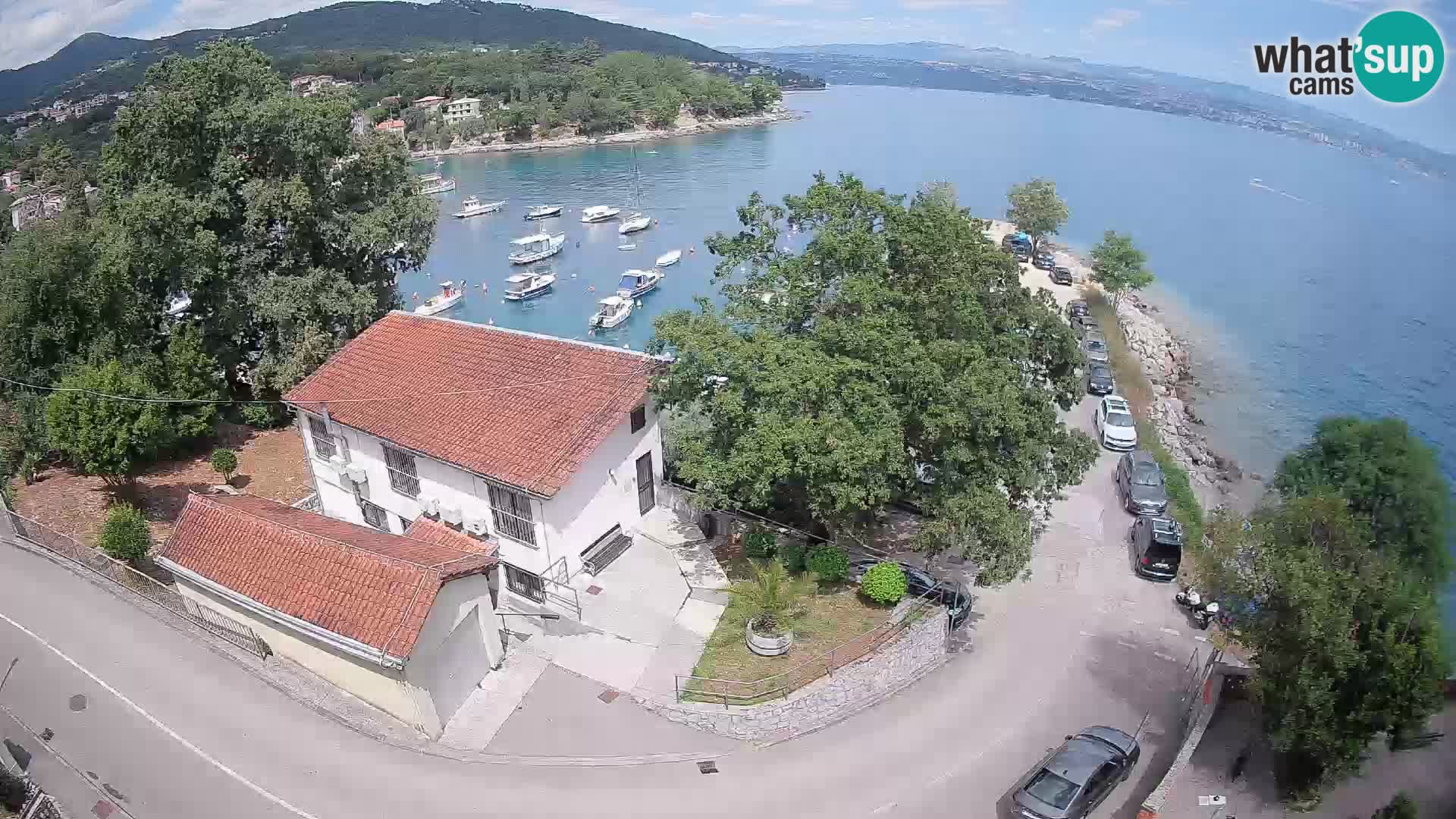 Ika Harbor Webcam – LIVE View of the Harbor and Opatija Lights