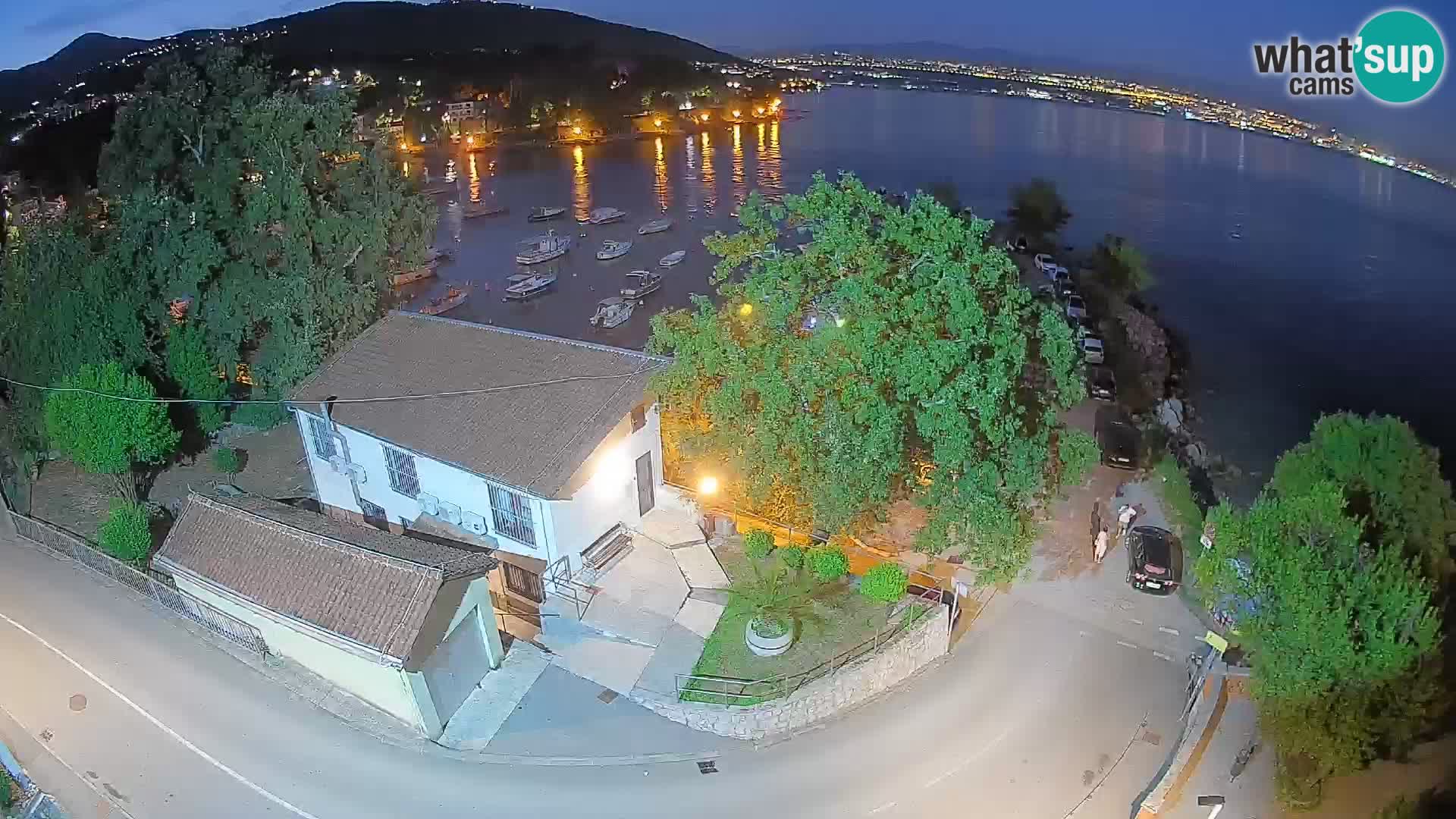 Ika Harbor Webcam – LIVE View of the Harbor and Opatija Lights