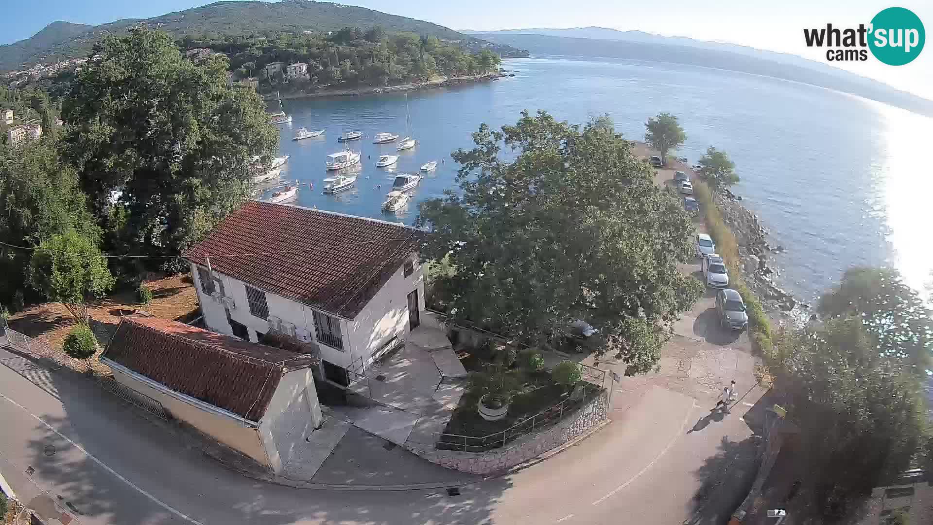 Ika Harbor Webcam – LIVE View of the Harbor and Opatija Lights