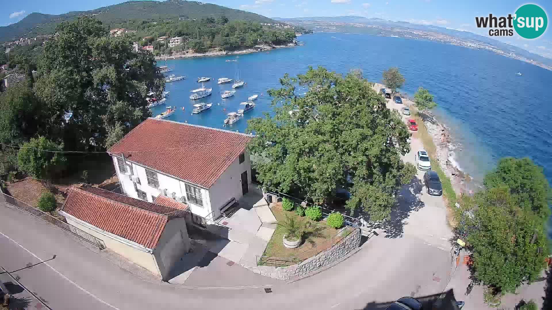 Ika Harbor Webcam – LIVE View of the Harbor and Opatija Lights