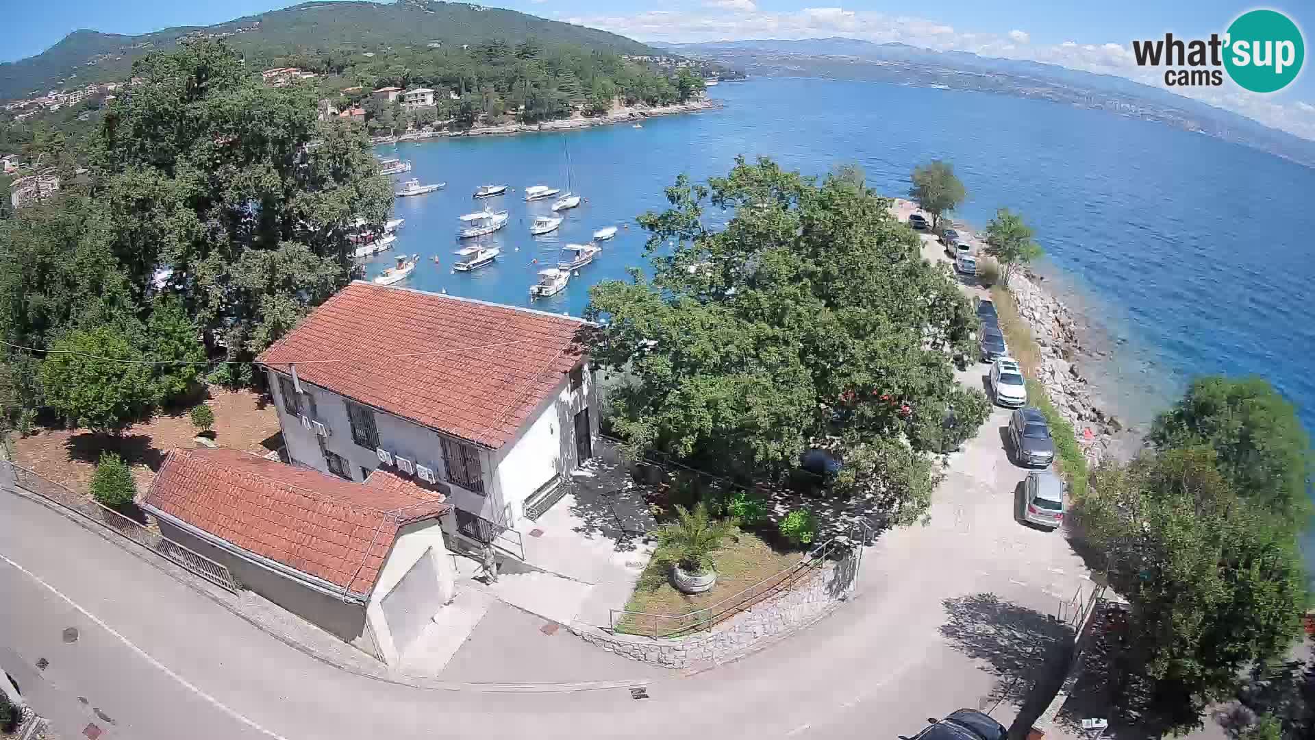 Ika Harbor Webcam – LIVE View of the Harbor and Opatija Lights