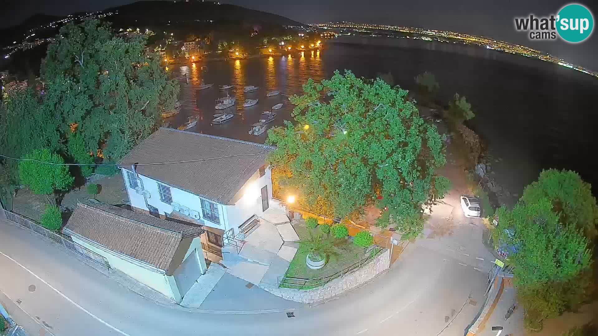 Webcam puerto de Ika – Vista en directo y luces de Opatija