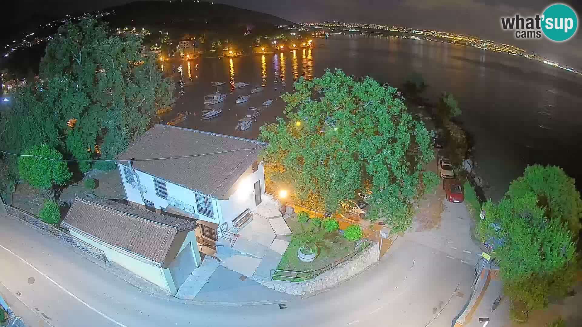Ika Harbor Webcam – LIVE View of the Harbor and Opatija Lights