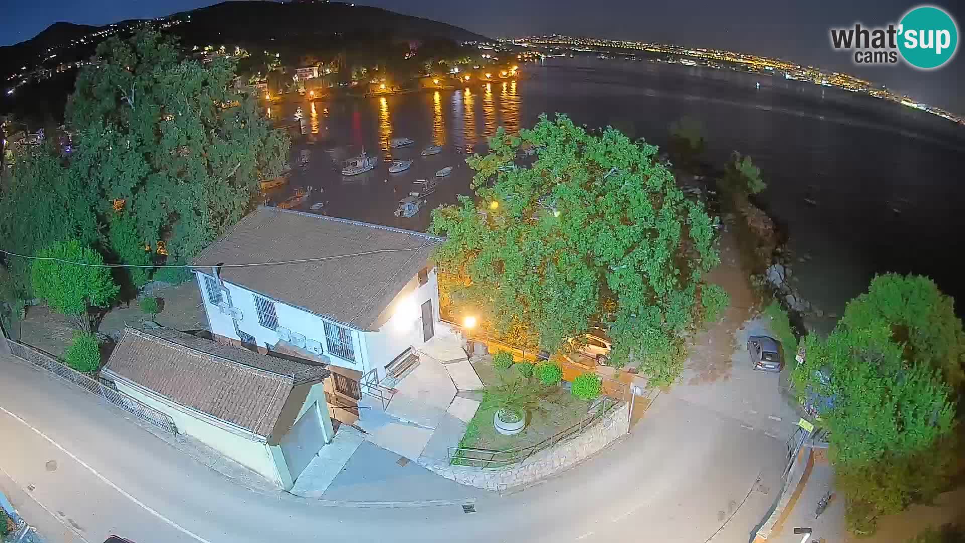 Ika Harbor Webcam – LIVE View of the Harbor and Opatija Lights