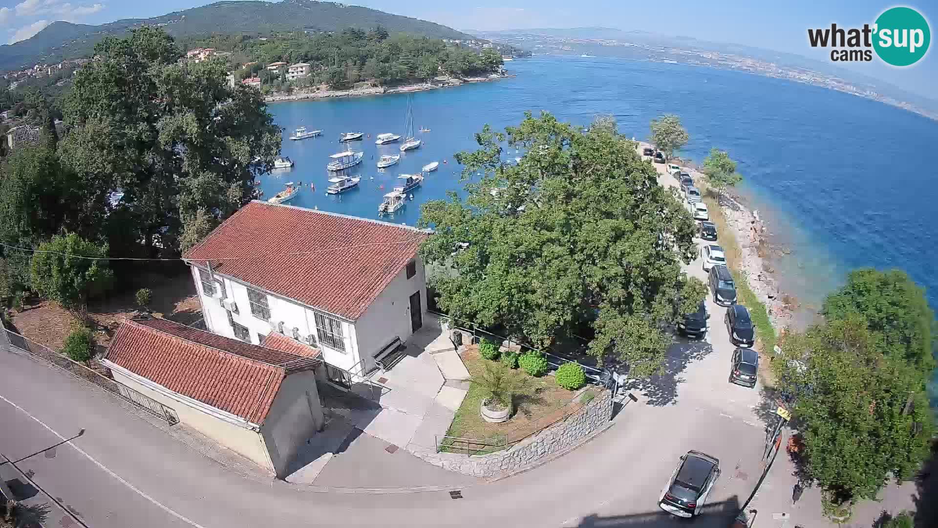 Ika Harbor Webcam – LIVE View of the Harbor and Opatija Lights