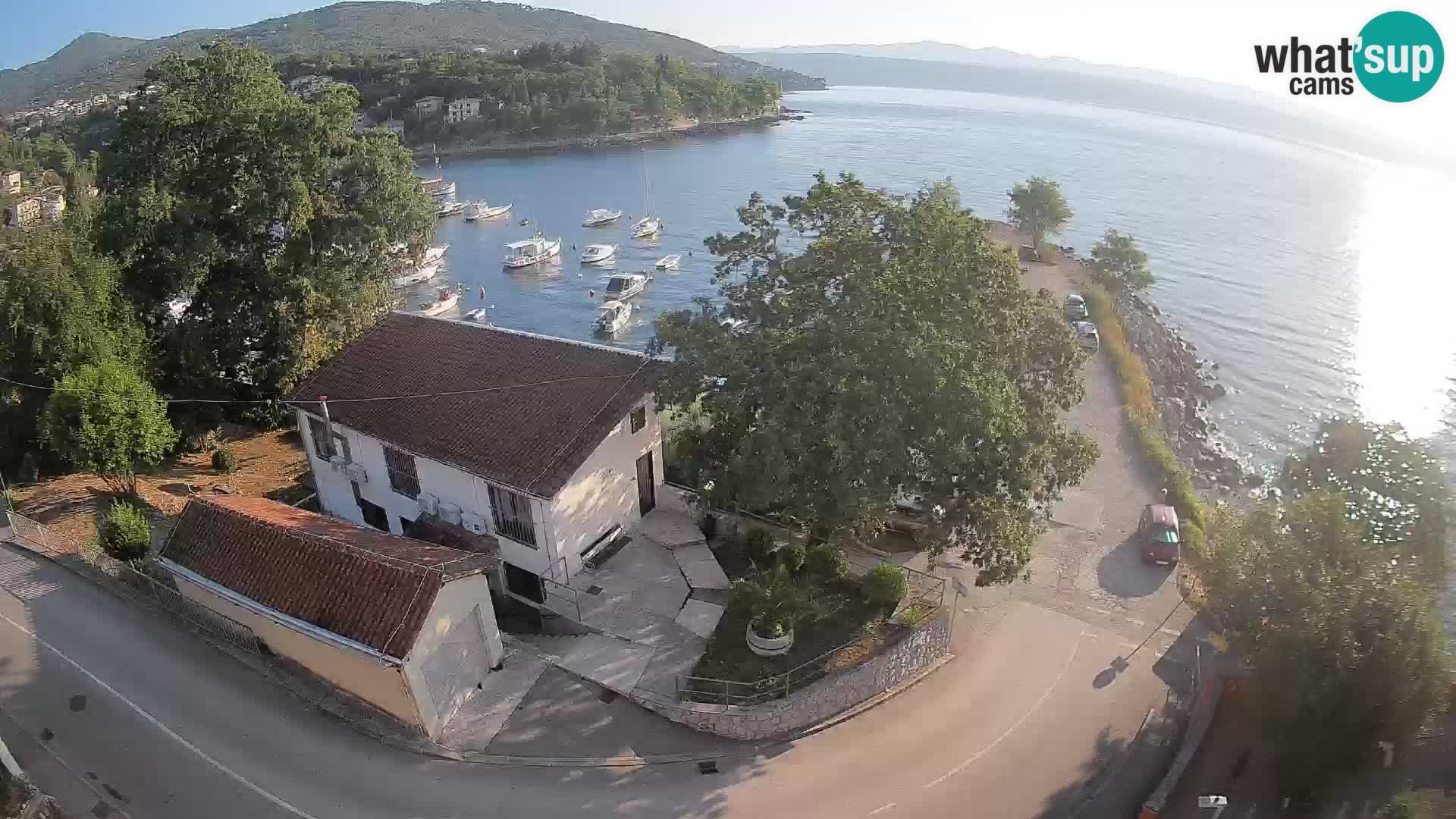 Ika Harbor Webcam – LIVE View of the Harbor and Opatija Lights