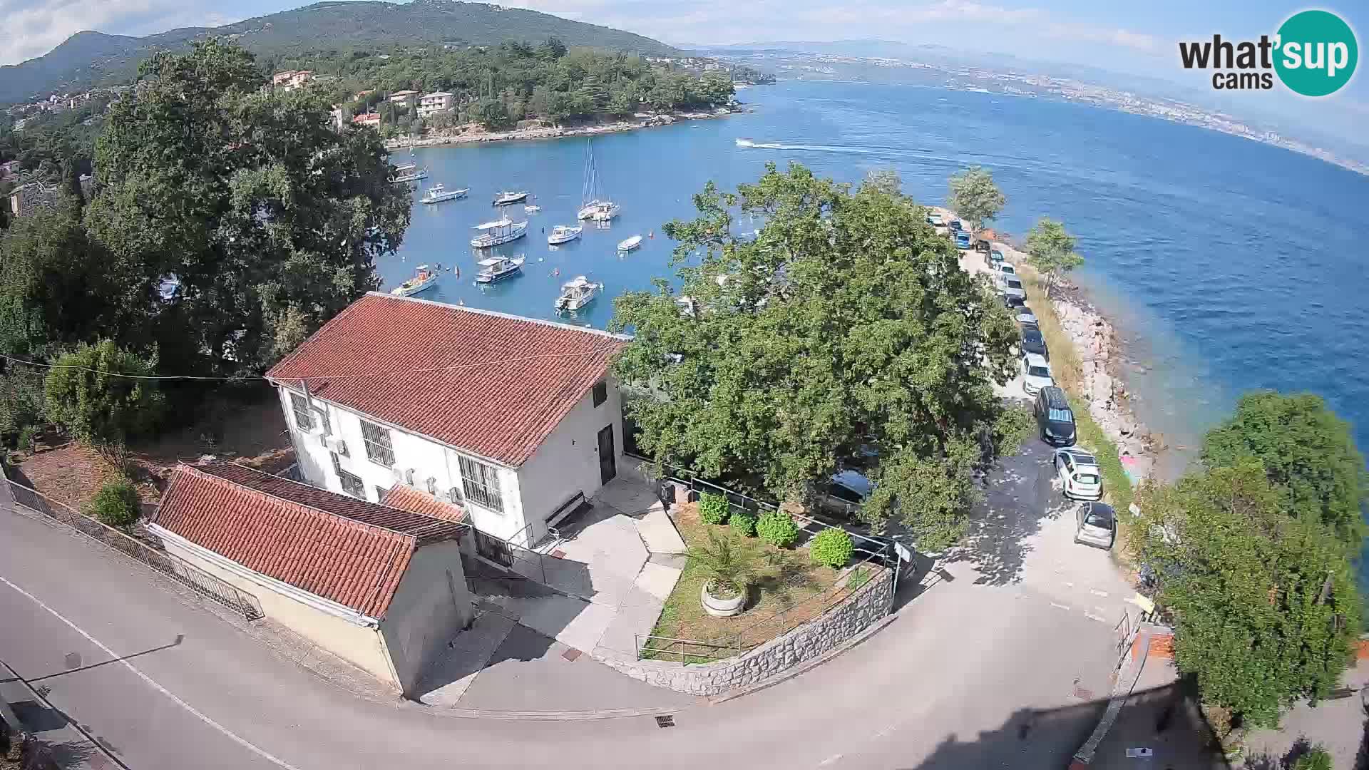 Ika Harbor Webcam – LIVE View of the Harbor and Opatija Lights