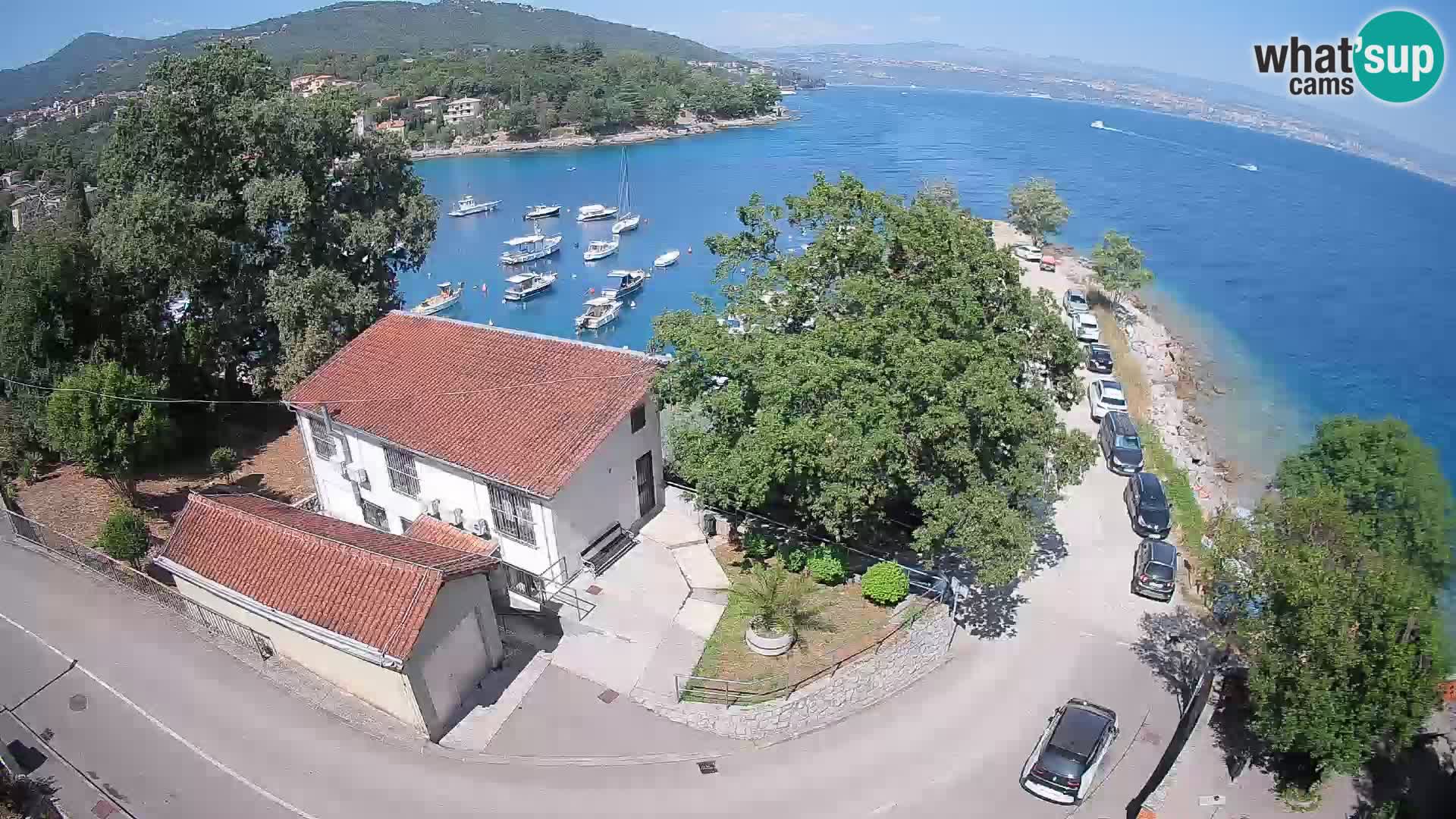 Ika Harbor Webcam – LIVE View of the Harbor and Opatija Lights