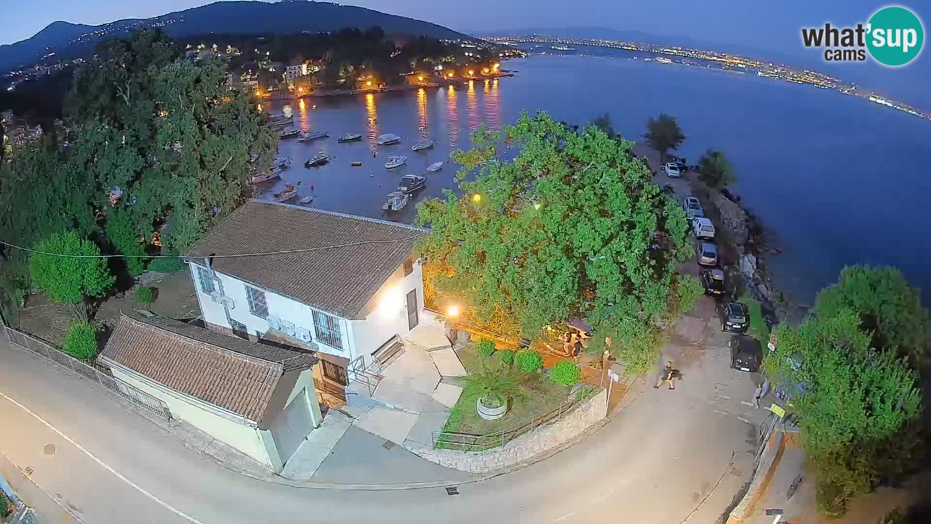 Ika Harbor Webcam – LIVE View of the Harbor and Opatija Lights