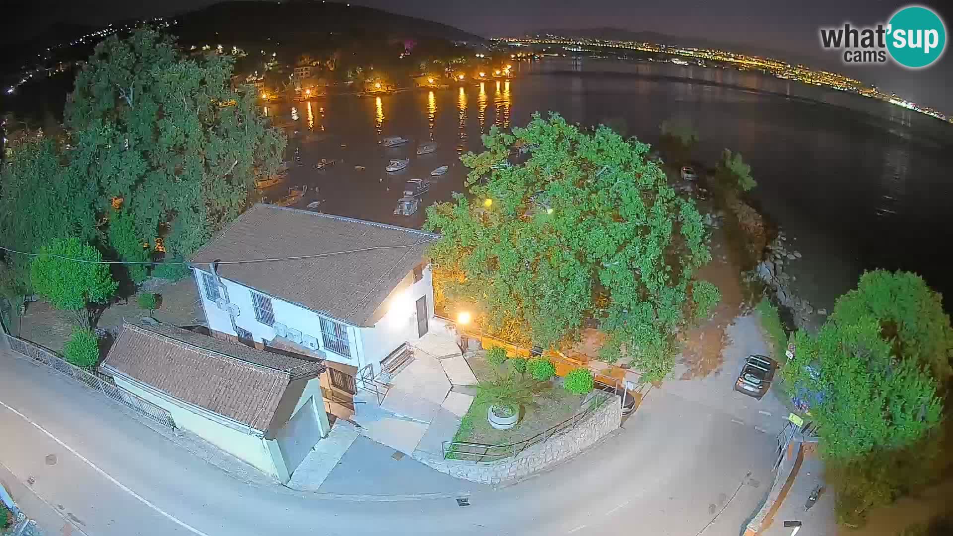 Ika Harbor Webcam – LIVE View of the Harbor and Opatija Lights