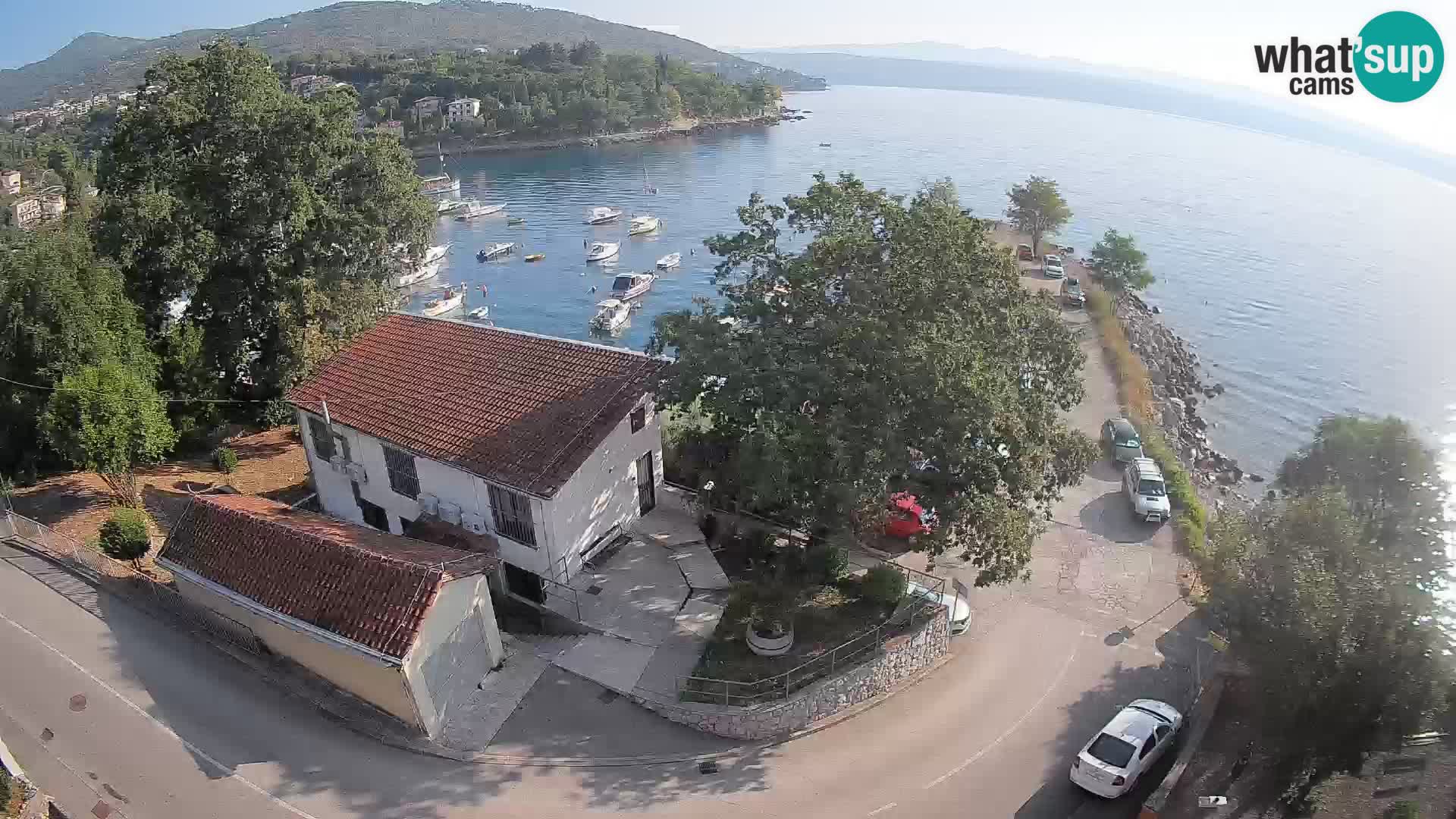 Ika Harbor Webcam – LIVE View of the Harbor and Opatija Lights