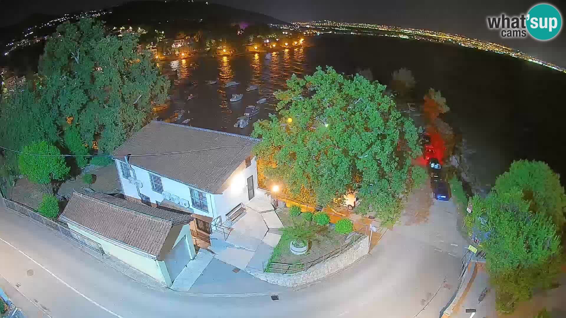 Ika Harbor Webcam – LIVE View of the Harbor and Opatija Lights