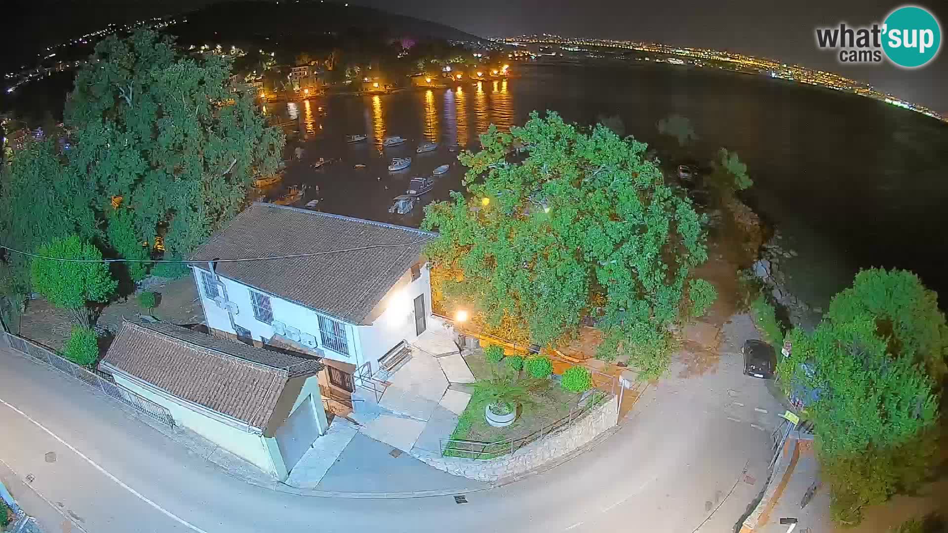 Ika Harbor Webcam – LIVE View of the Harbor and Opatija Lights