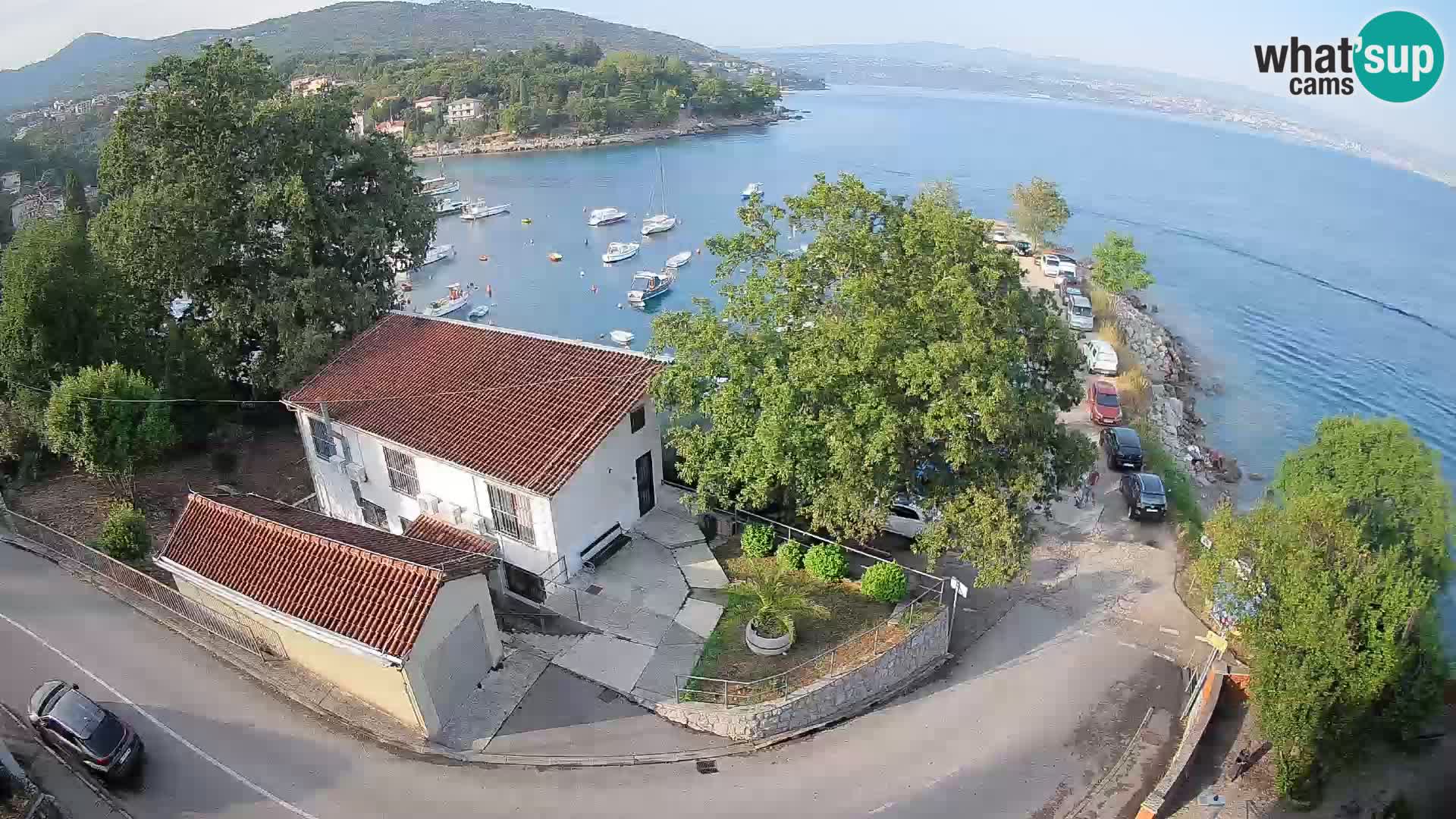 Ika Harbor Webcam – LIVE View of the Harbor and Opatija Lights