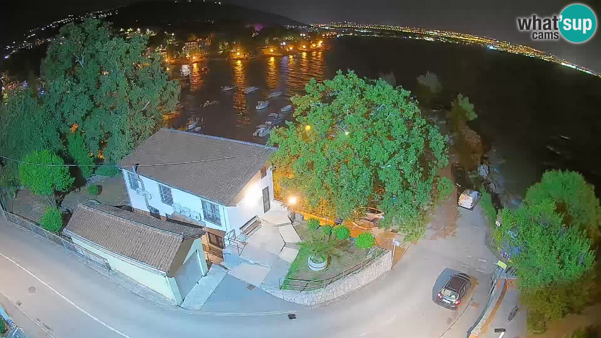 Ika Harbor Webcam – LIVE View of the Harbor and Opatija Lights
