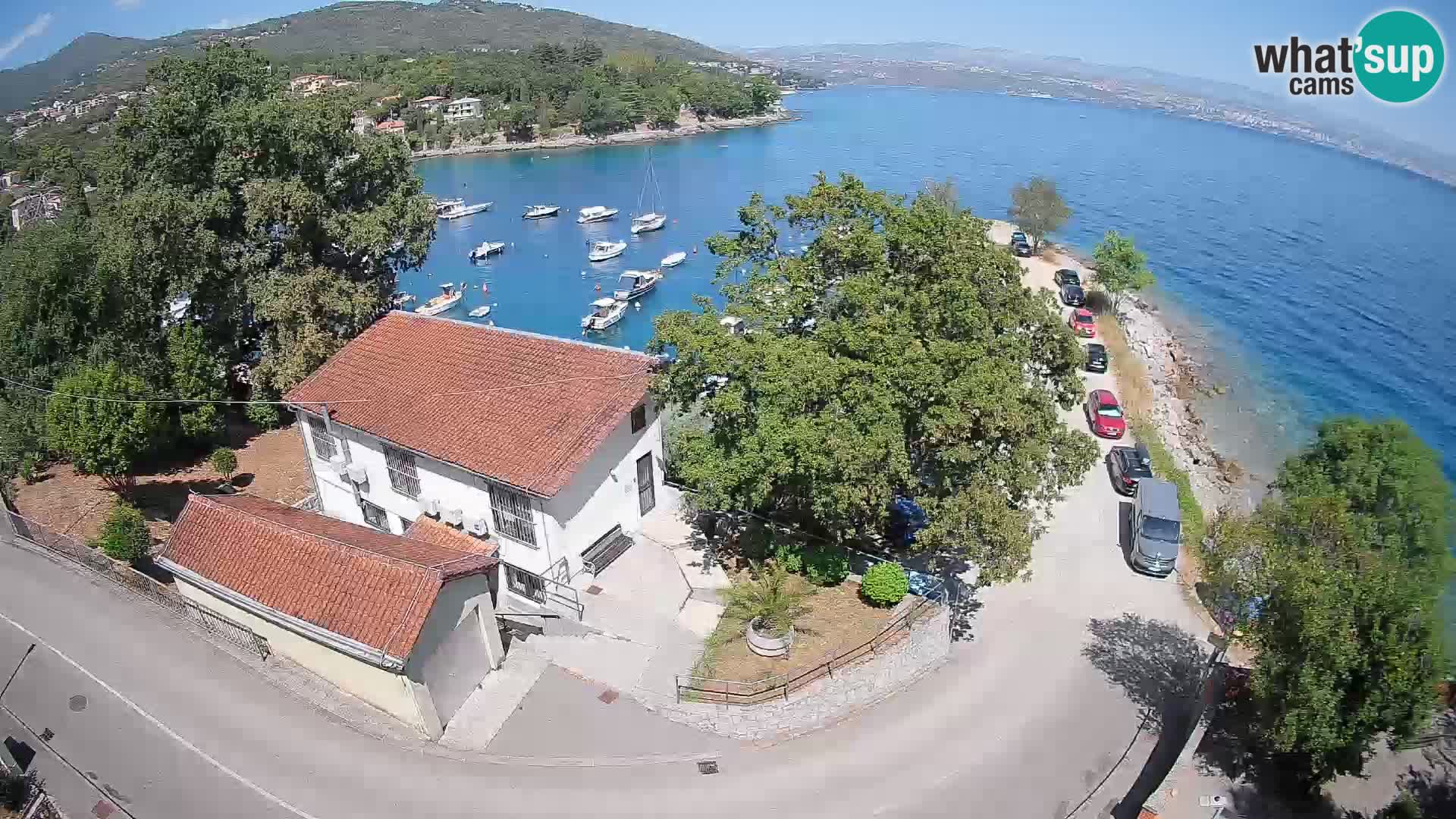 Ika Harbor Webcam – LIVE View of the Harbor and Opatija Lights