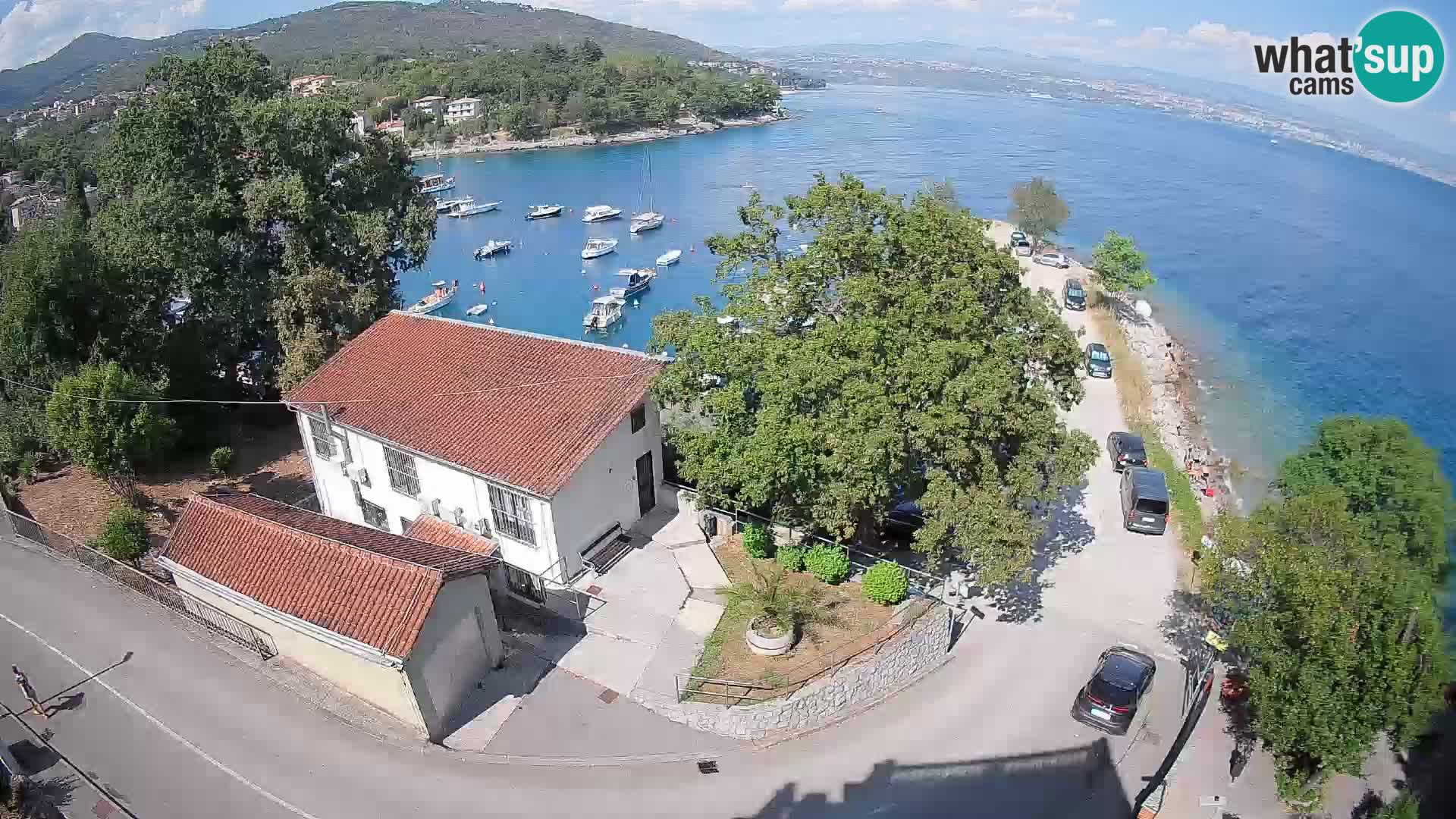 Ika Harbor Webcam – LIVE View of the Harbor and Opatija Lights