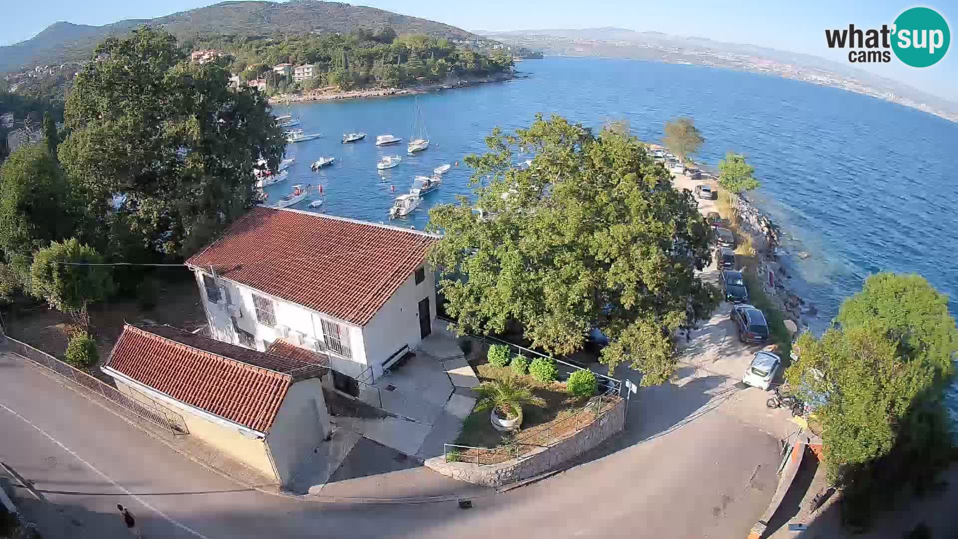 Ika Harbor Webcam – LIVE View of the Harbor and Opatija Lights