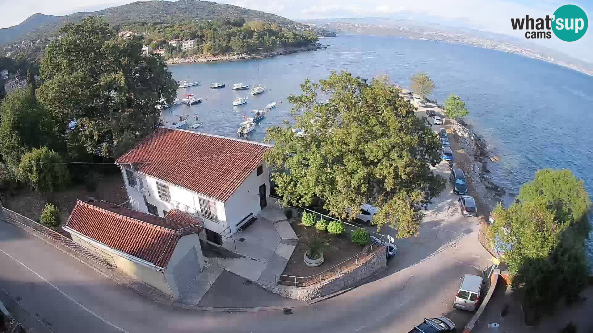 Ika Harbor Webcam – LIVE View of the Harbor and Opatija Lights