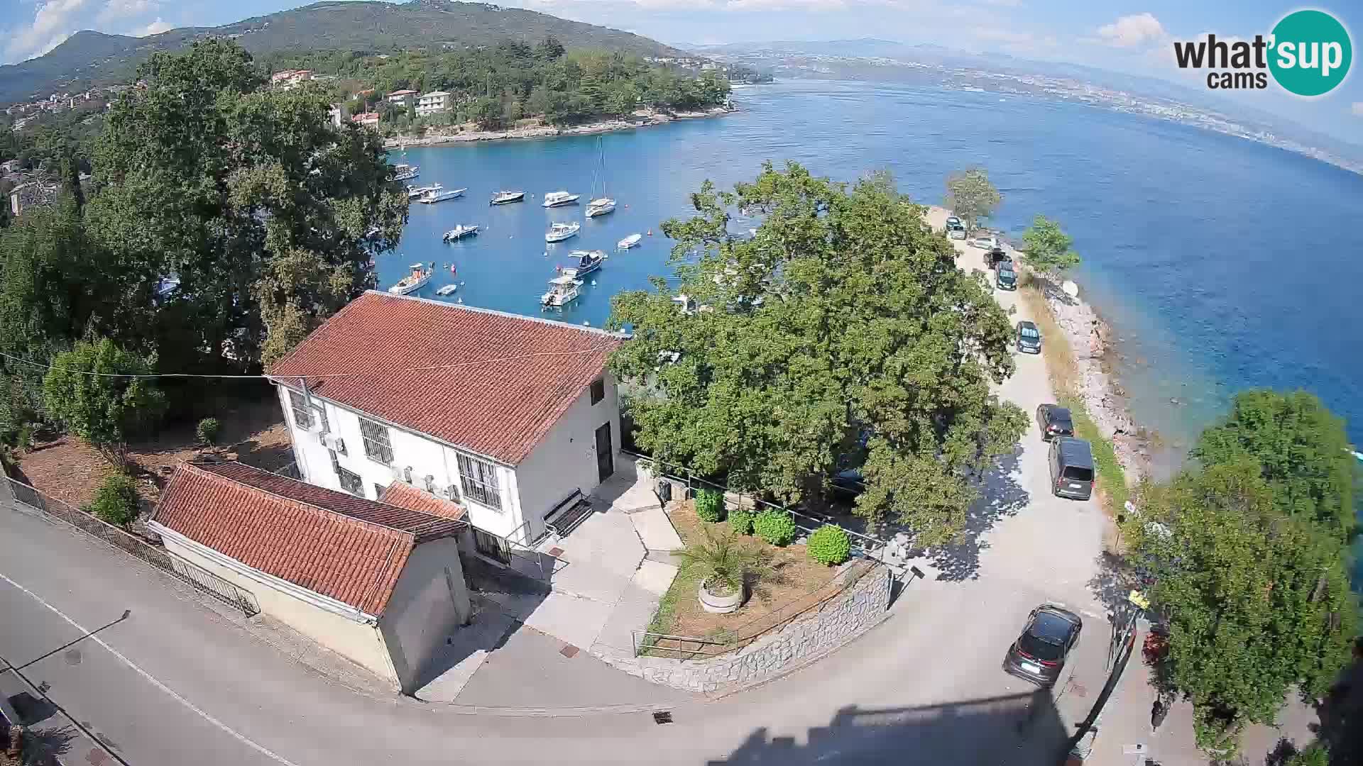 Ika Harbor Webcam – LIVE View of the Harbor and Opatija Lights