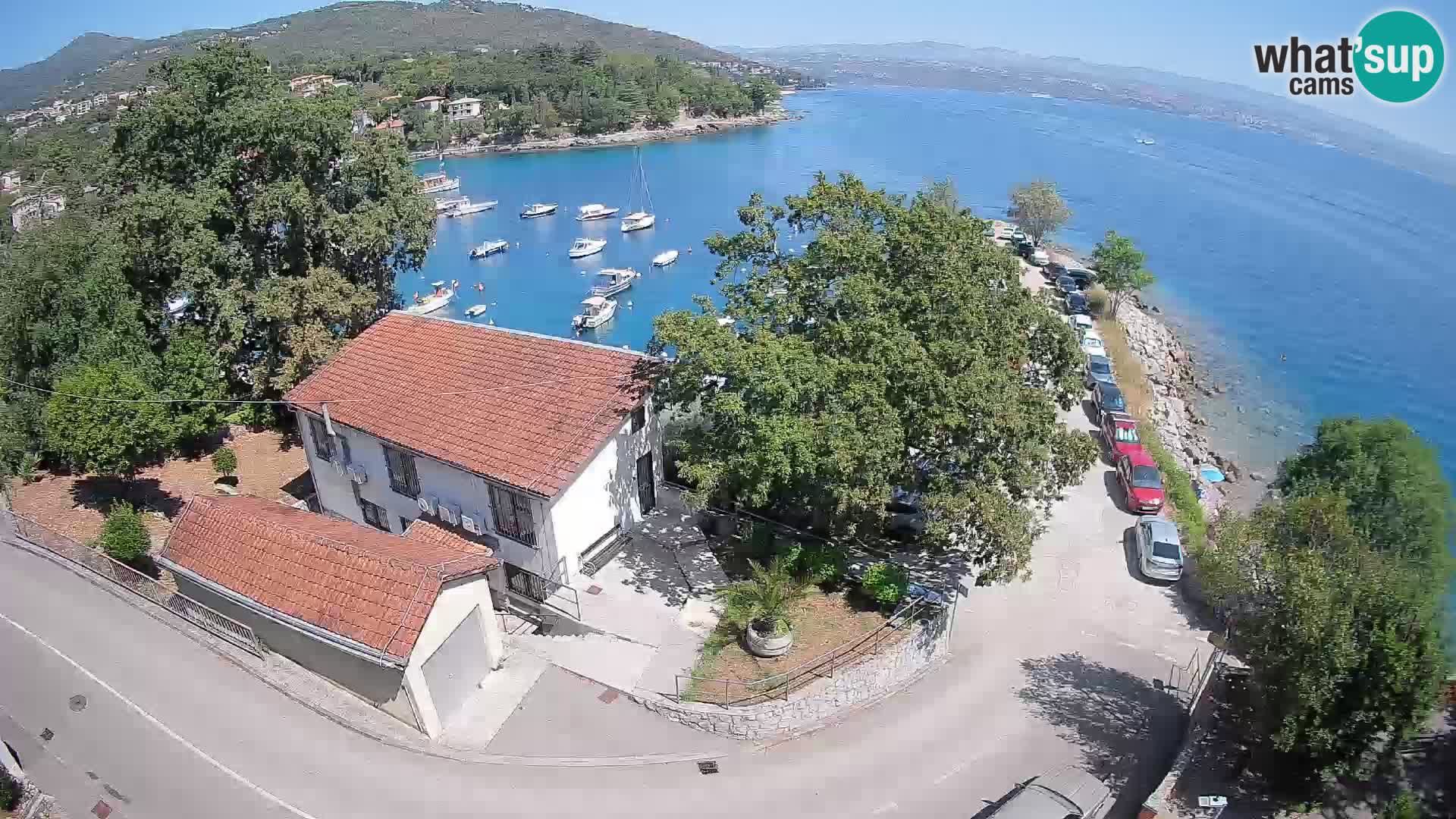 Ika Harbor Webcam – LIVE View of the Harbor and Opatija Lights