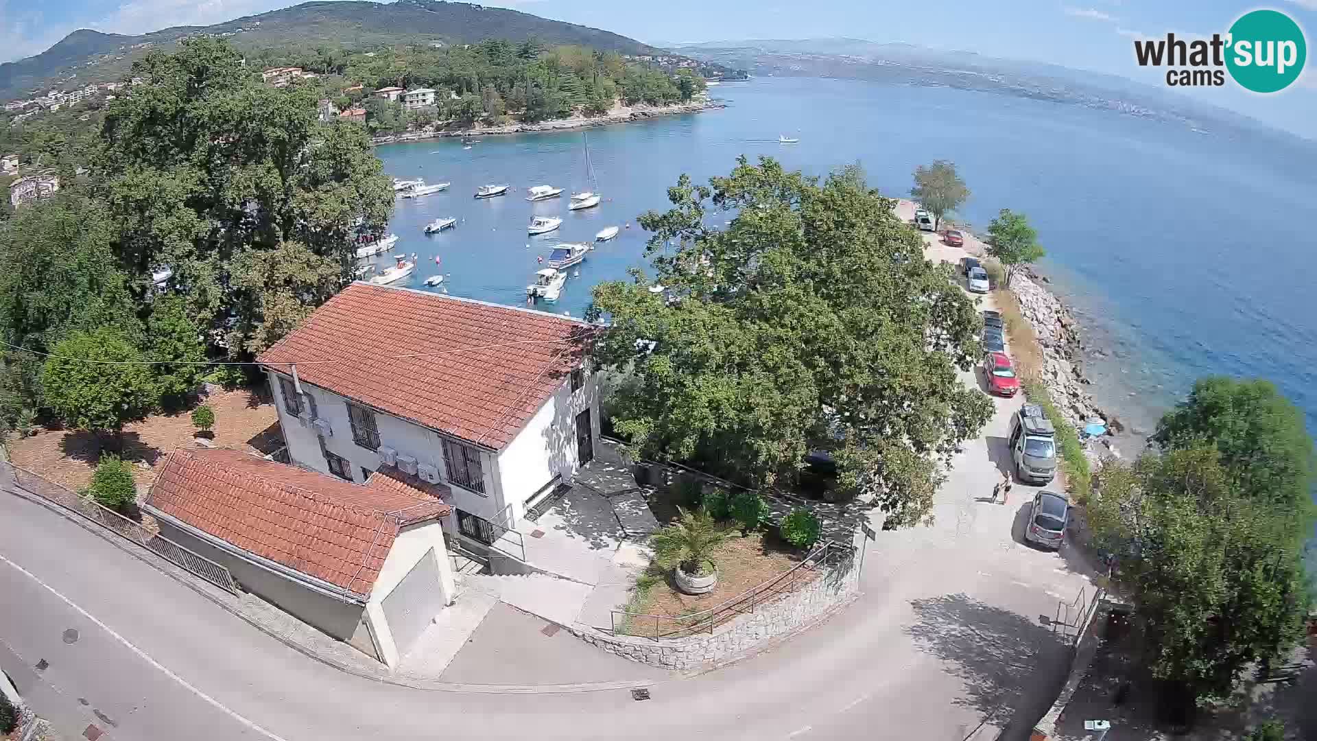 Ika Harbor Webcam – LIVE View of the Harbor and Opatija Lights