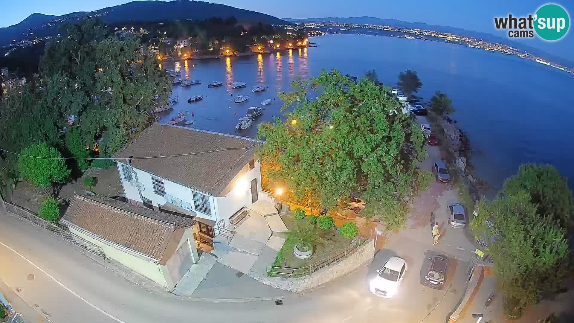Ika Harbor Webcam – LIVE View of the Harbor and Opatija Lights