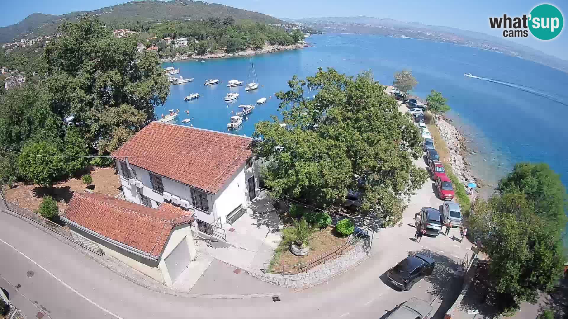 Ika Harbor Webcam – LIVE View of the Harbor and Opatija Lights