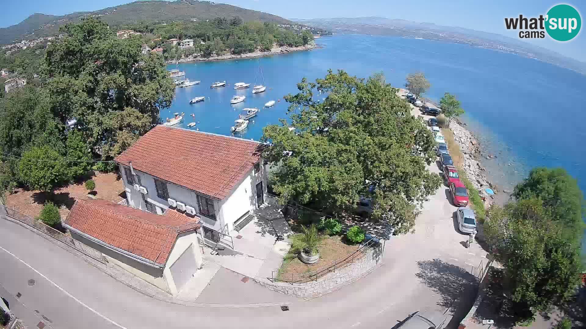 Ika Harbor Webcam – LIVE View of the Harbor and Opatija Lights