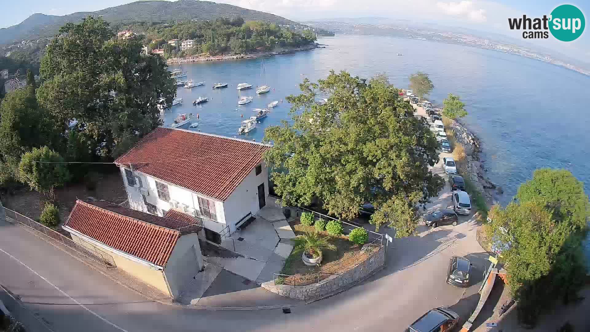 Ika Harbor Webcam – LIVE View of the Harbor and Opatija Lights