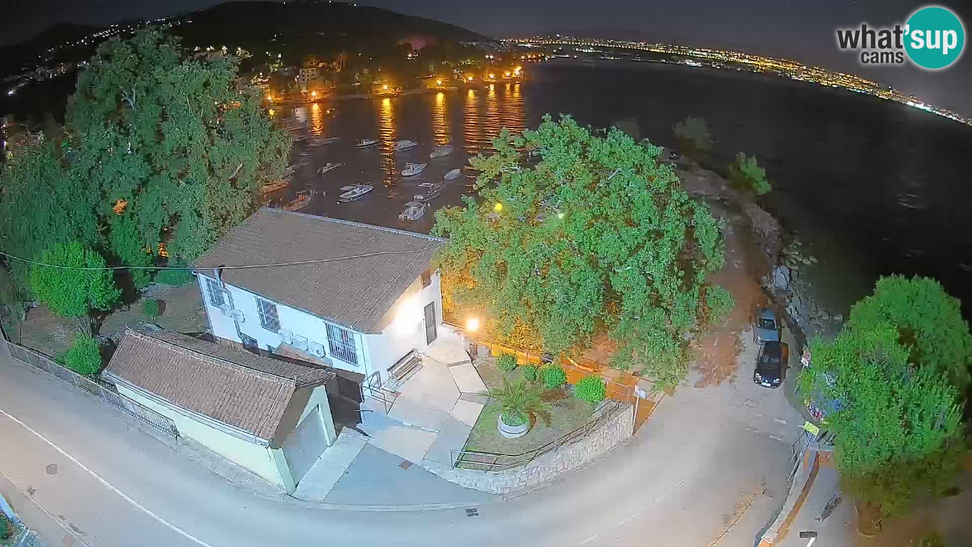 Ika Harbor Webcam – LIVE View of the Harbor and Opatija Lights