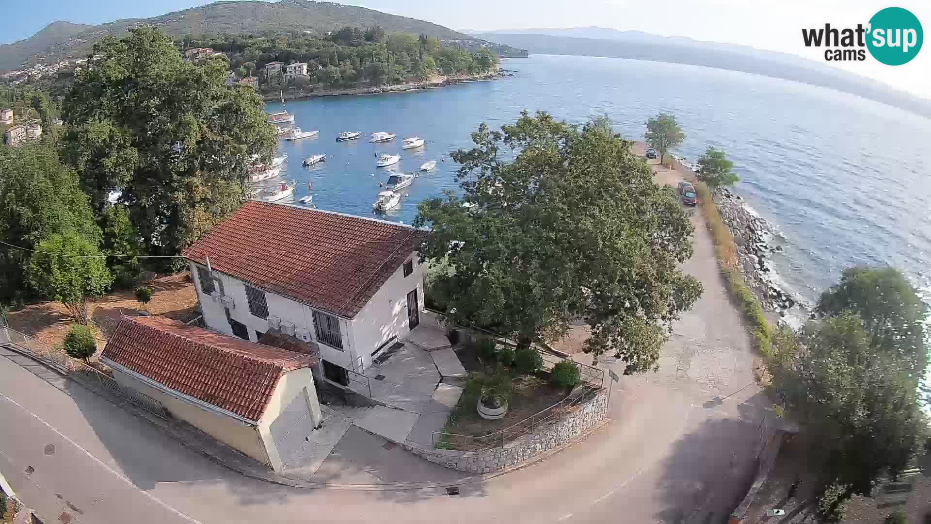 Ika Harbor Webcam – LIVE View of the Harbor and Opatija Lights