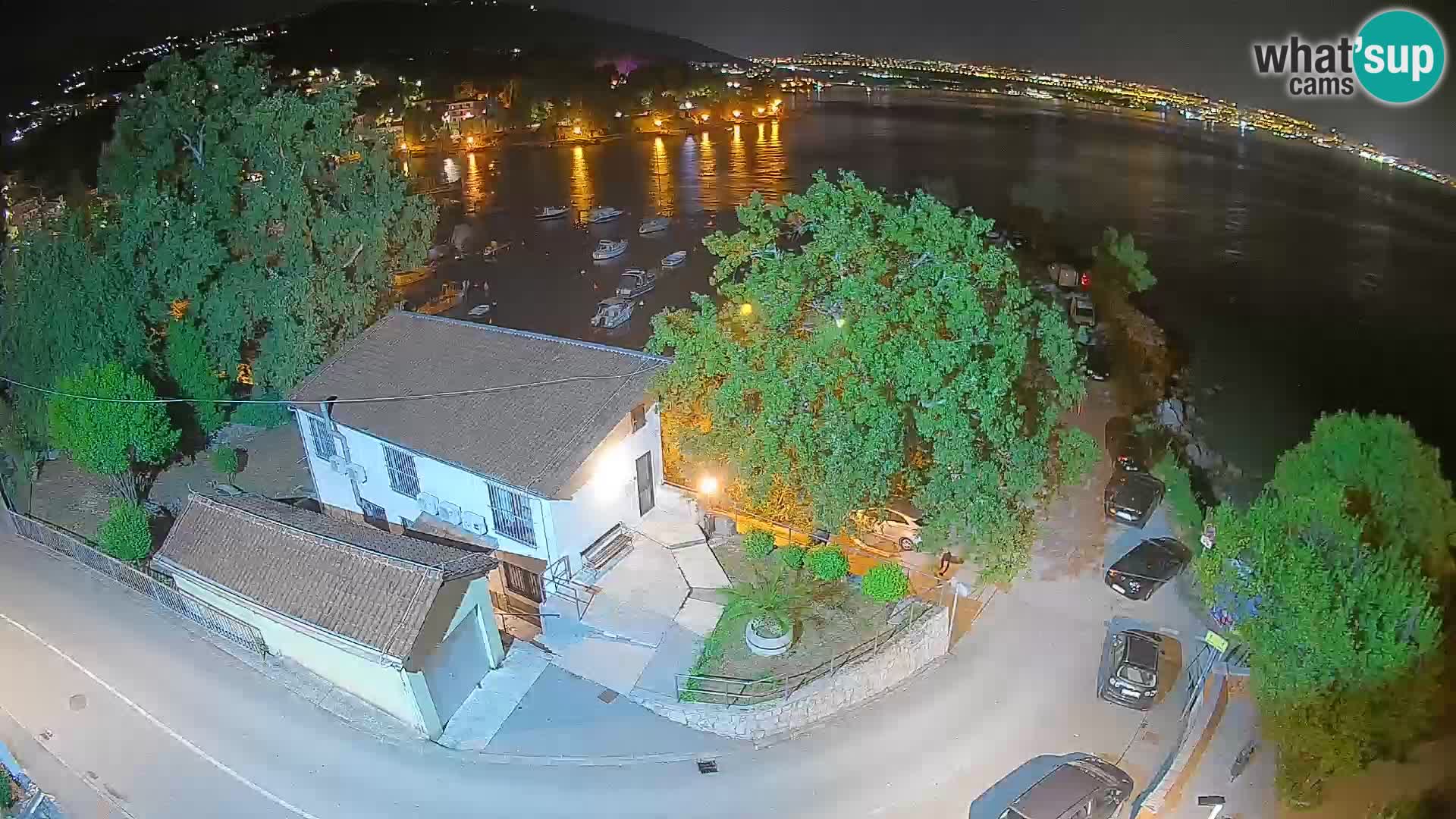 Ika Harbor Webcam – LIVE View of the Harbor and Opatija Lights
